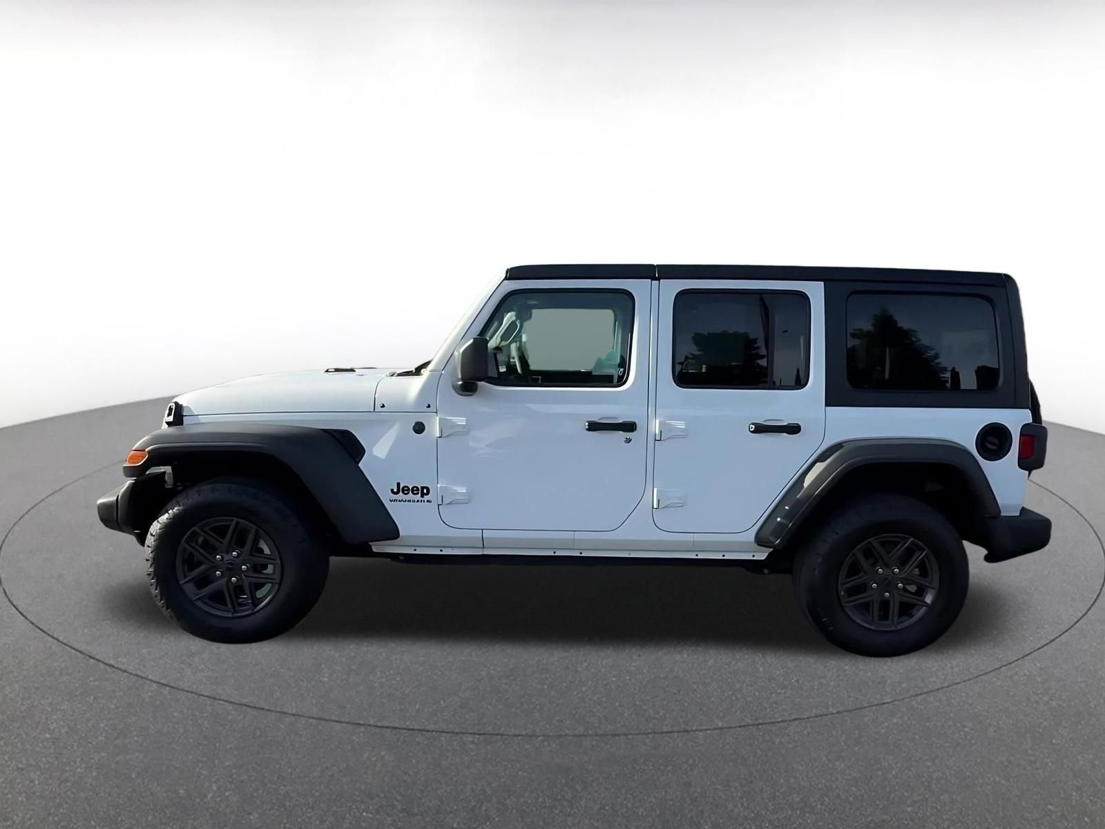 Thumbnail: 2025 Jeep Wrangler - 9