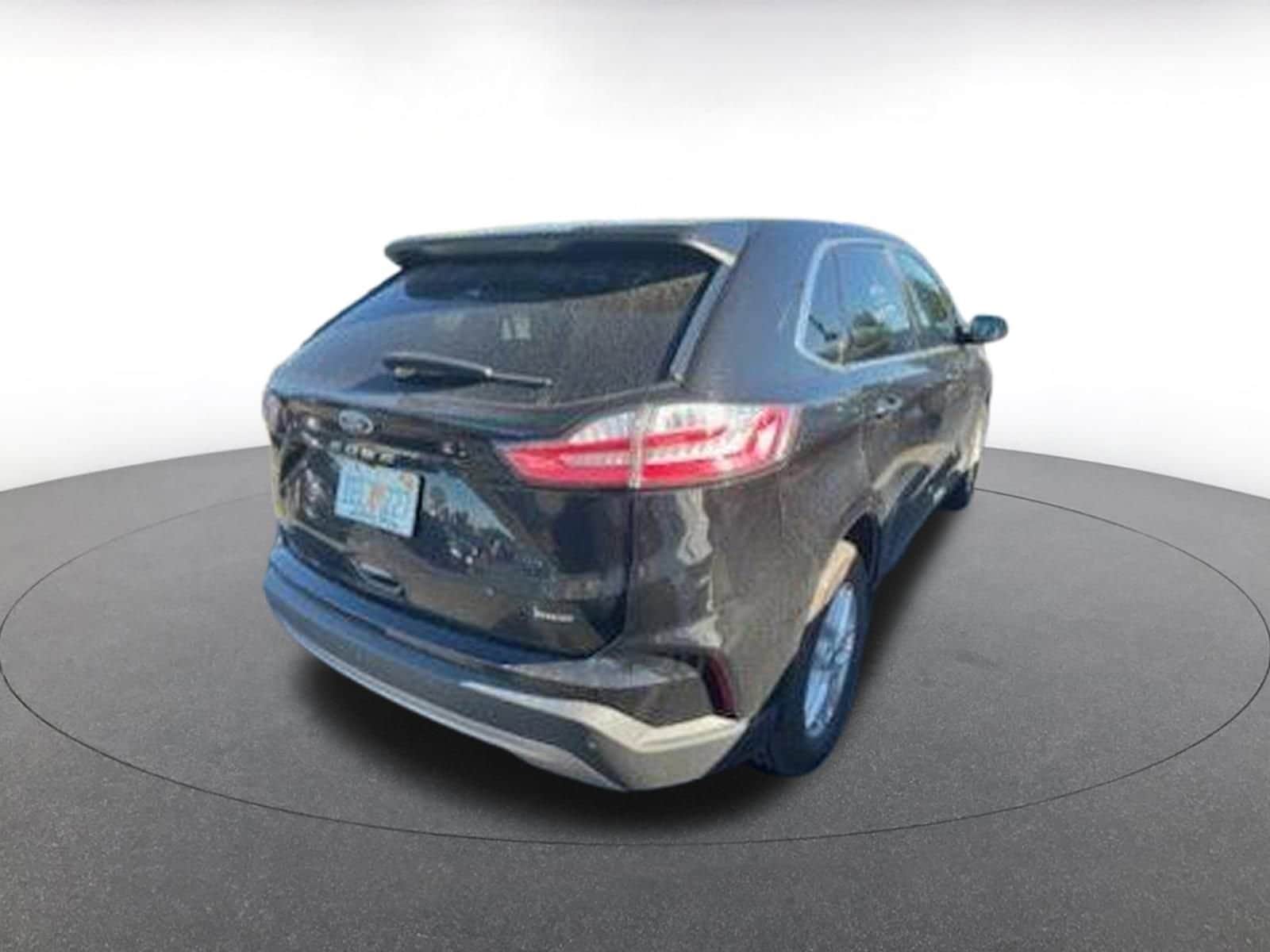 Thumbnail: 2022 Ford Edge - 4