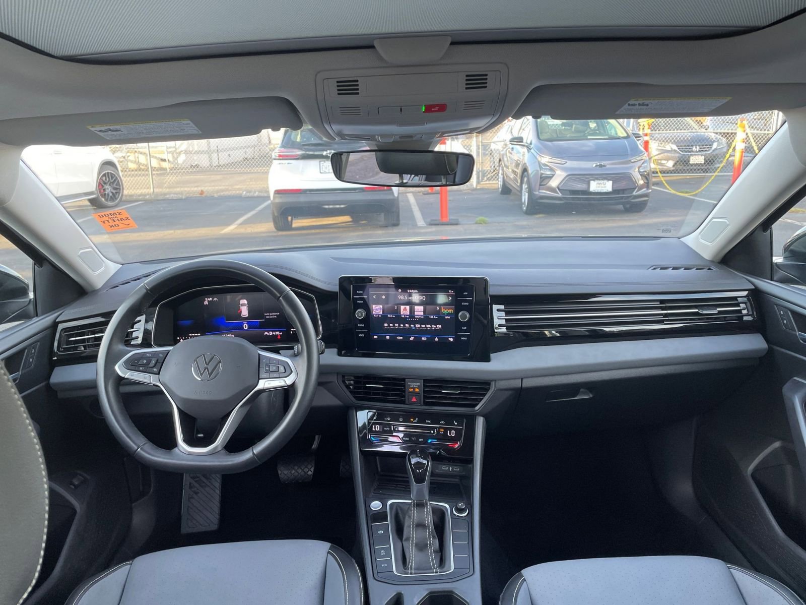 Thumbnail: 2025 Volkswagen Jetta - 33