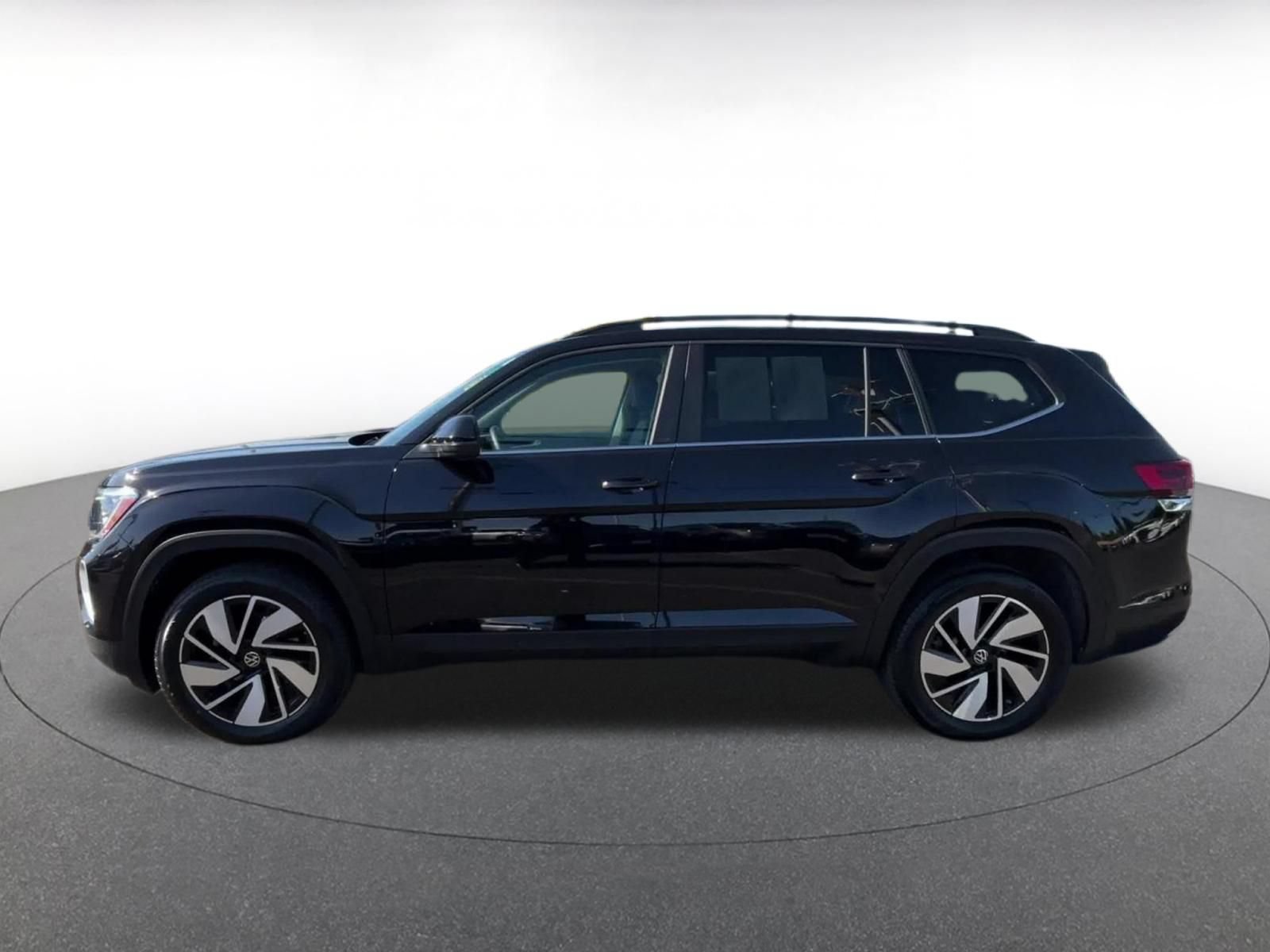Thumbnail: 2026 Volkswagen Atlas - 9
