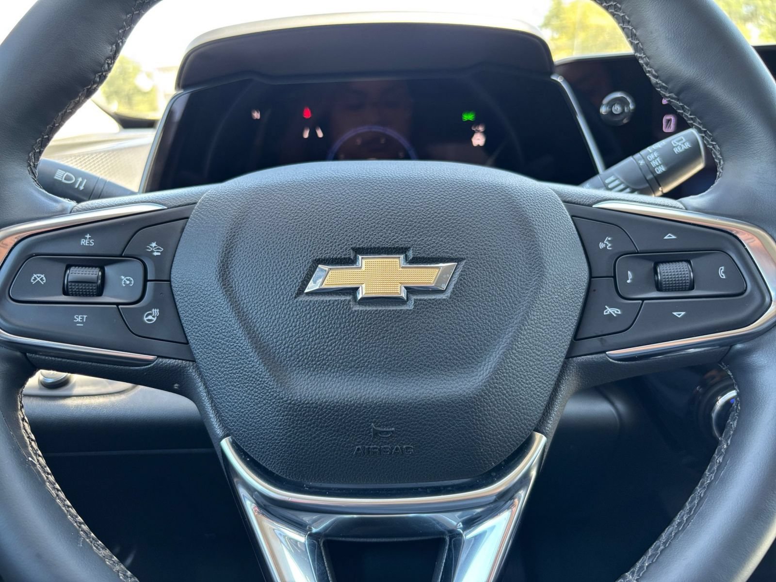 Thumbnail: 2025 Chevrolet Trax - 27