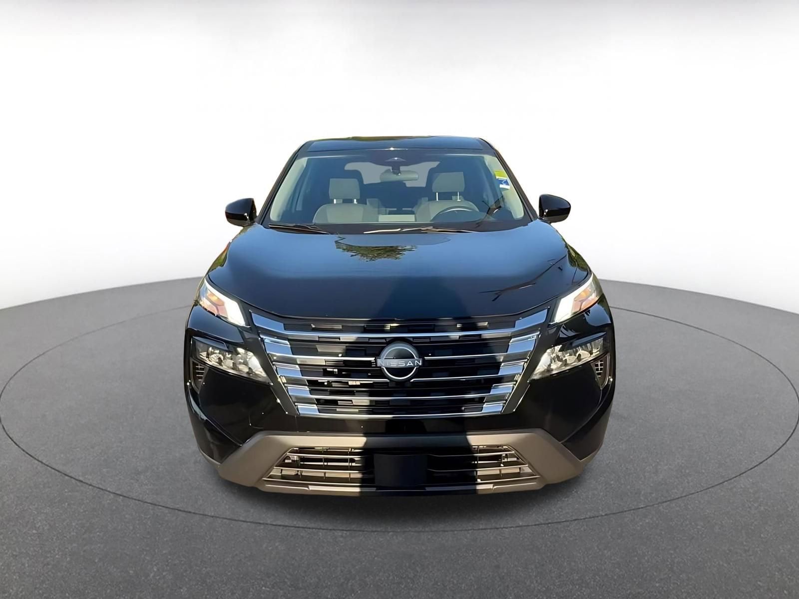 Thumbnail: 2025 Nissan Rogue - 4