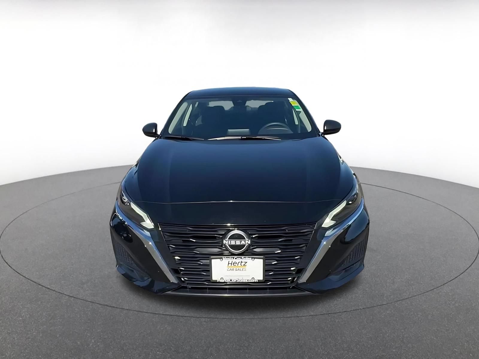 Thumbnail: 2025 Nissan Altima - 4
