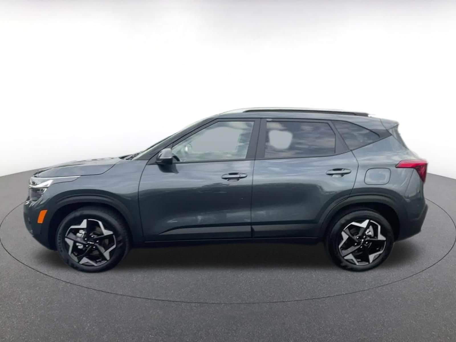 Thumbnail: 2025 Kia Seltos - 9