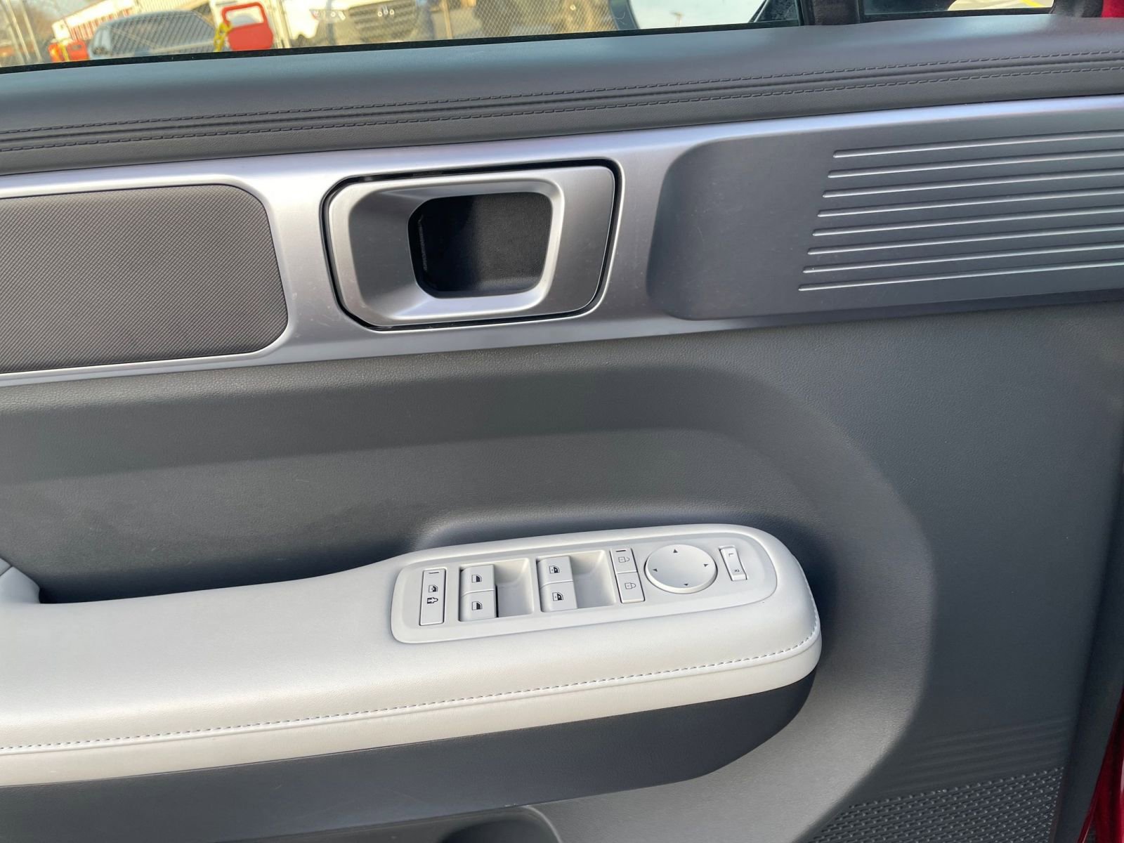 Thumbnail: 2025 Hyundai Santa Fe - 18