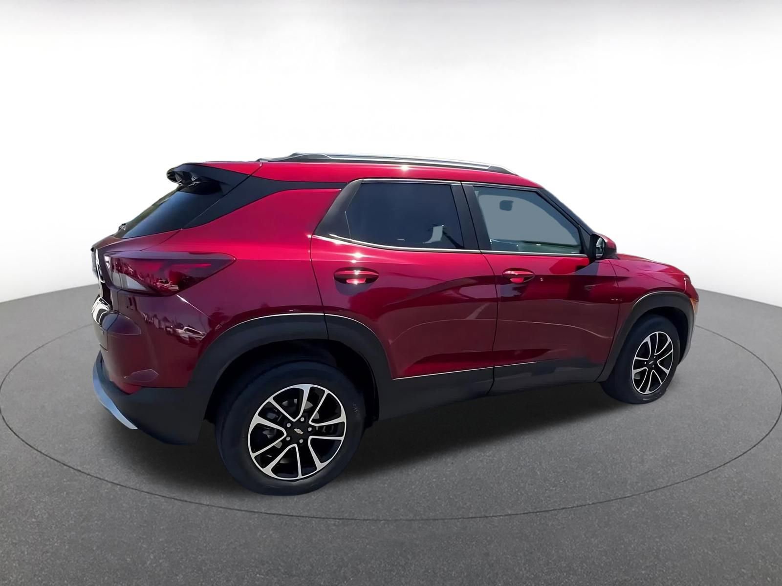 Thumbnail: 2025 Chevrolet TrailBlazer - 14