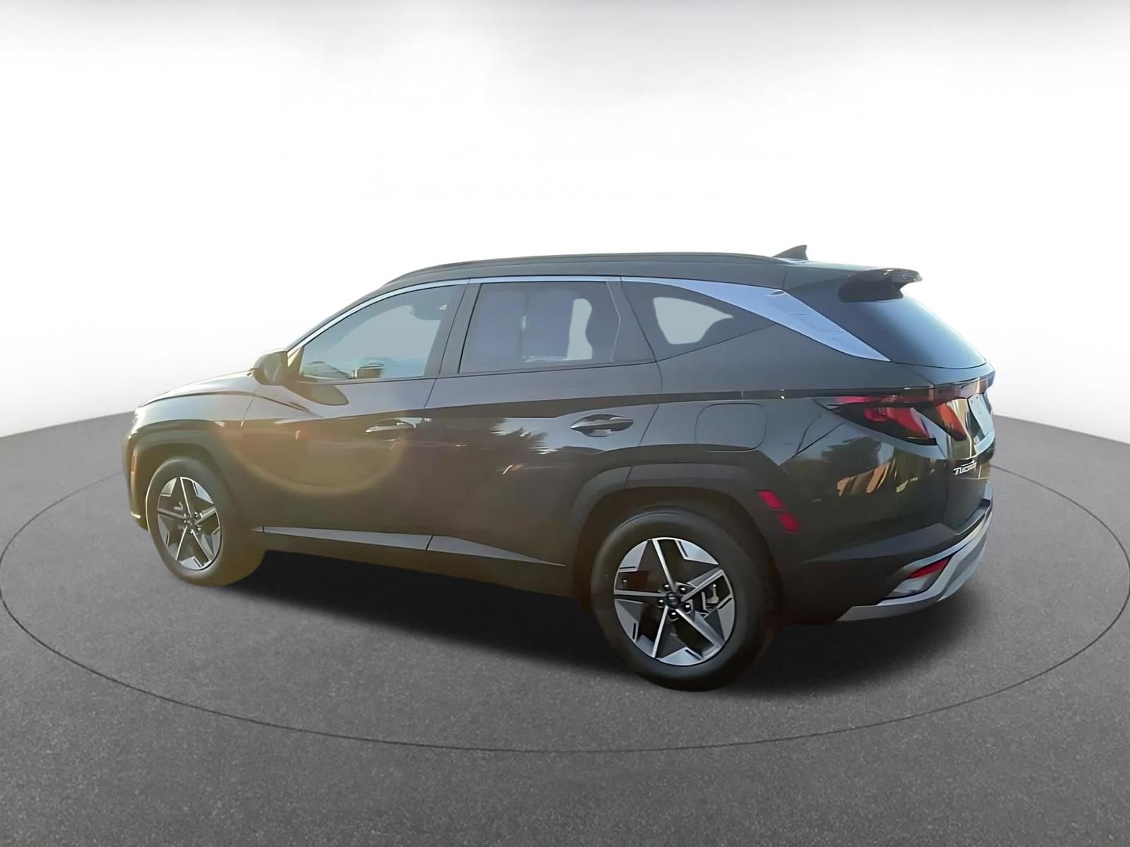 Thumbnail: 2025 Hyundai Tucson - 10