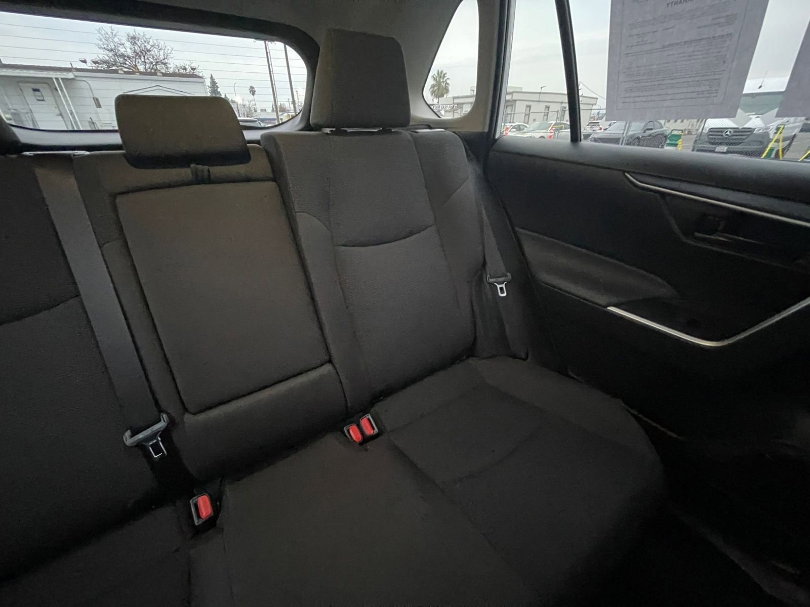 Thumbnail: 2025 Toyota RAV4 - 32