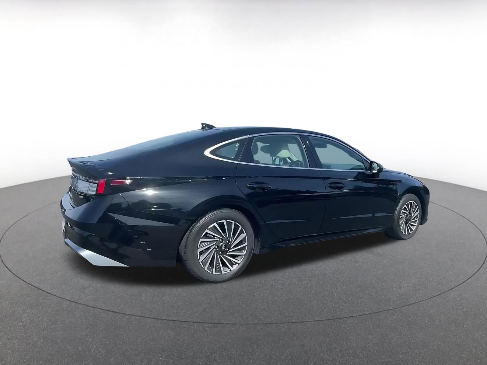 Thumbnail: 2025 Hyundai Sonata - 15