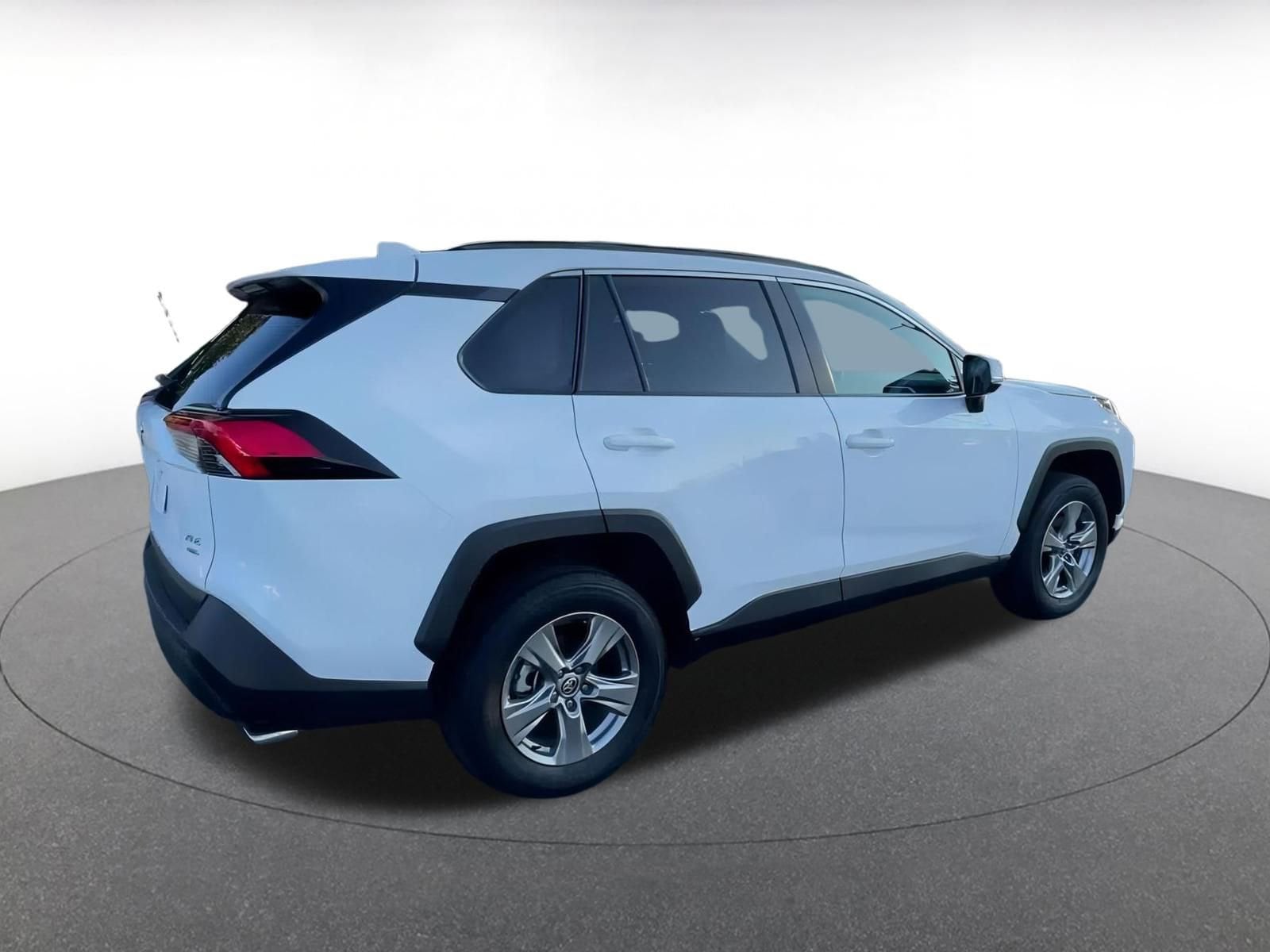 Thumbnail: 2025 Toyota RAV4 - 15