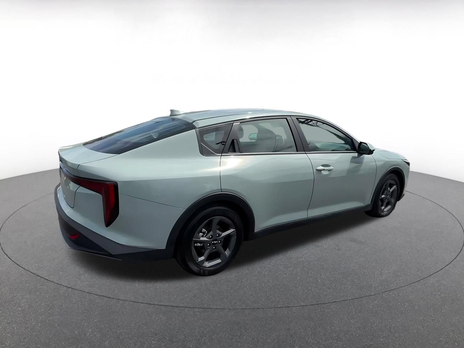 Thumbnail: 2026 Kia K4 - 14