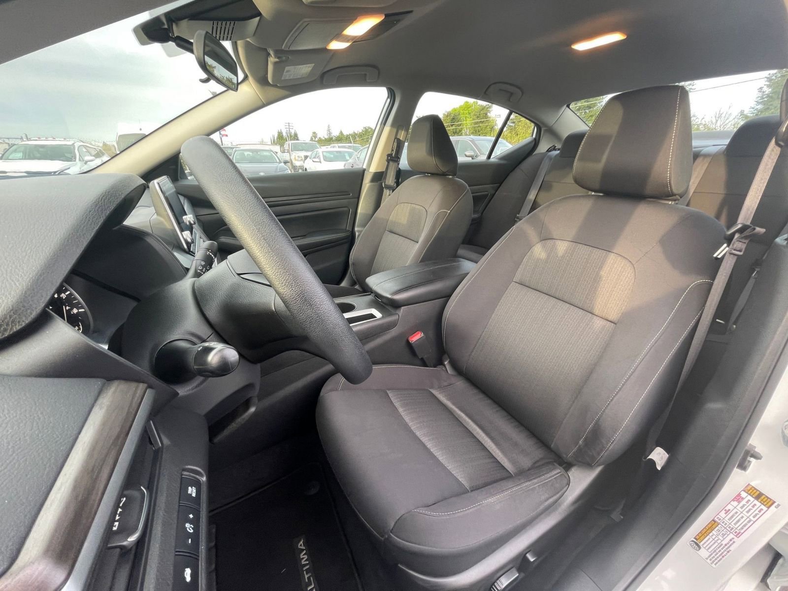 Thumbnail: 2025 Nissan Altima - 31