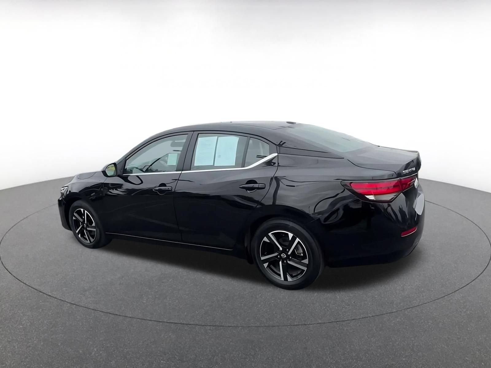Thumbnail: 2025 Nissan Sentra - 8