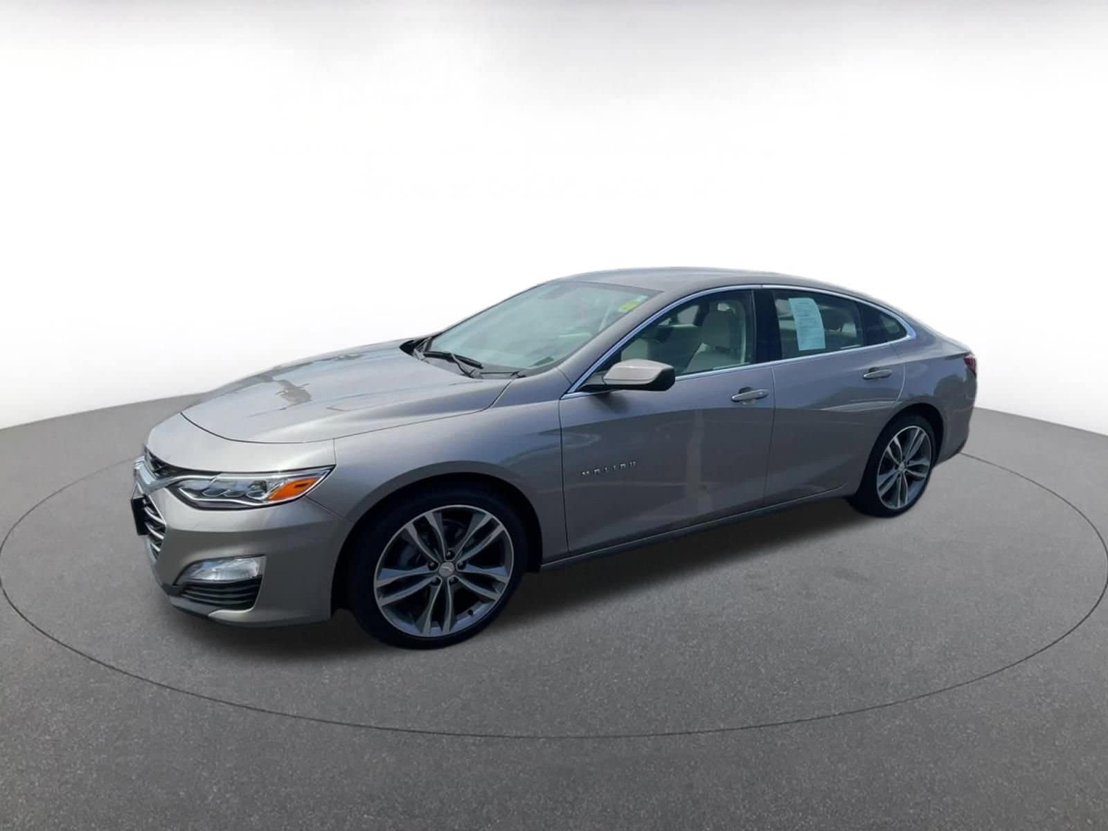 Thumbnail: 2024 Chevrolet Malibu - 8