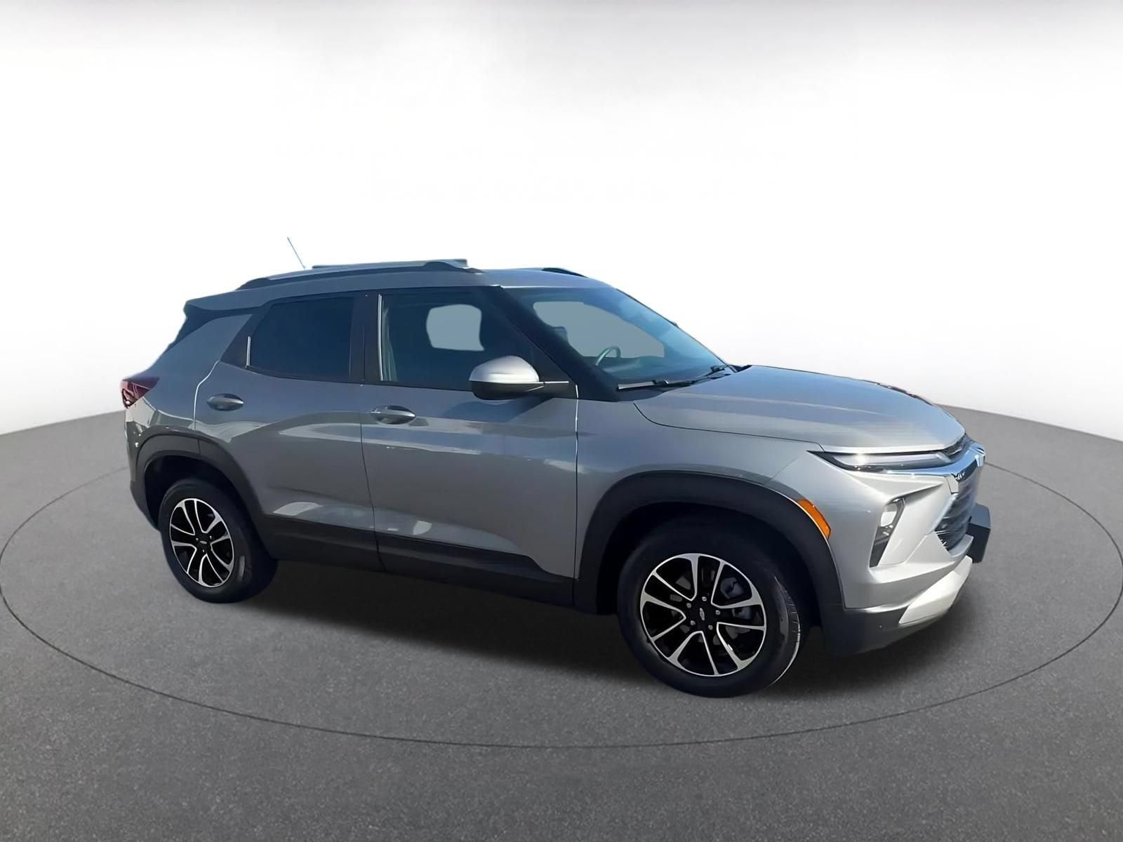 Thumbnail: 2025 Chevrolet TrailBlazer - 2