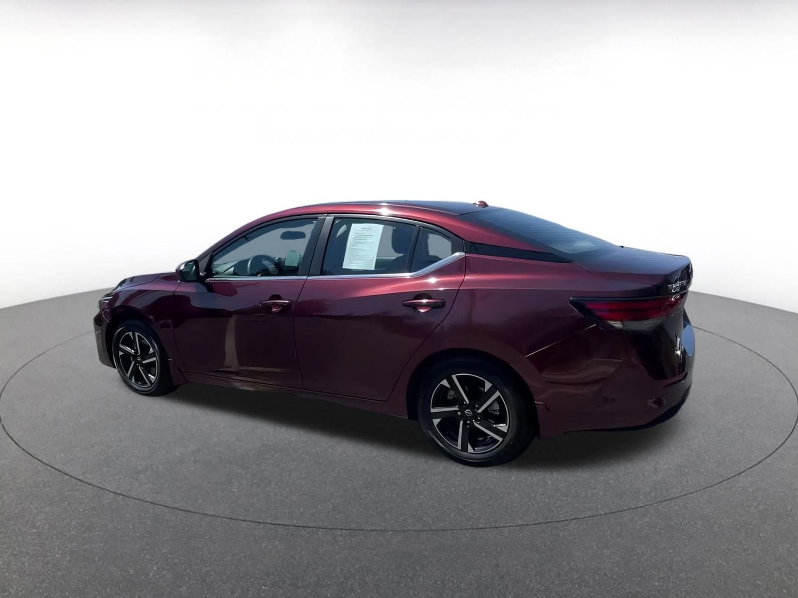 Thumbnail: 2024 Nissan Sentra - 10