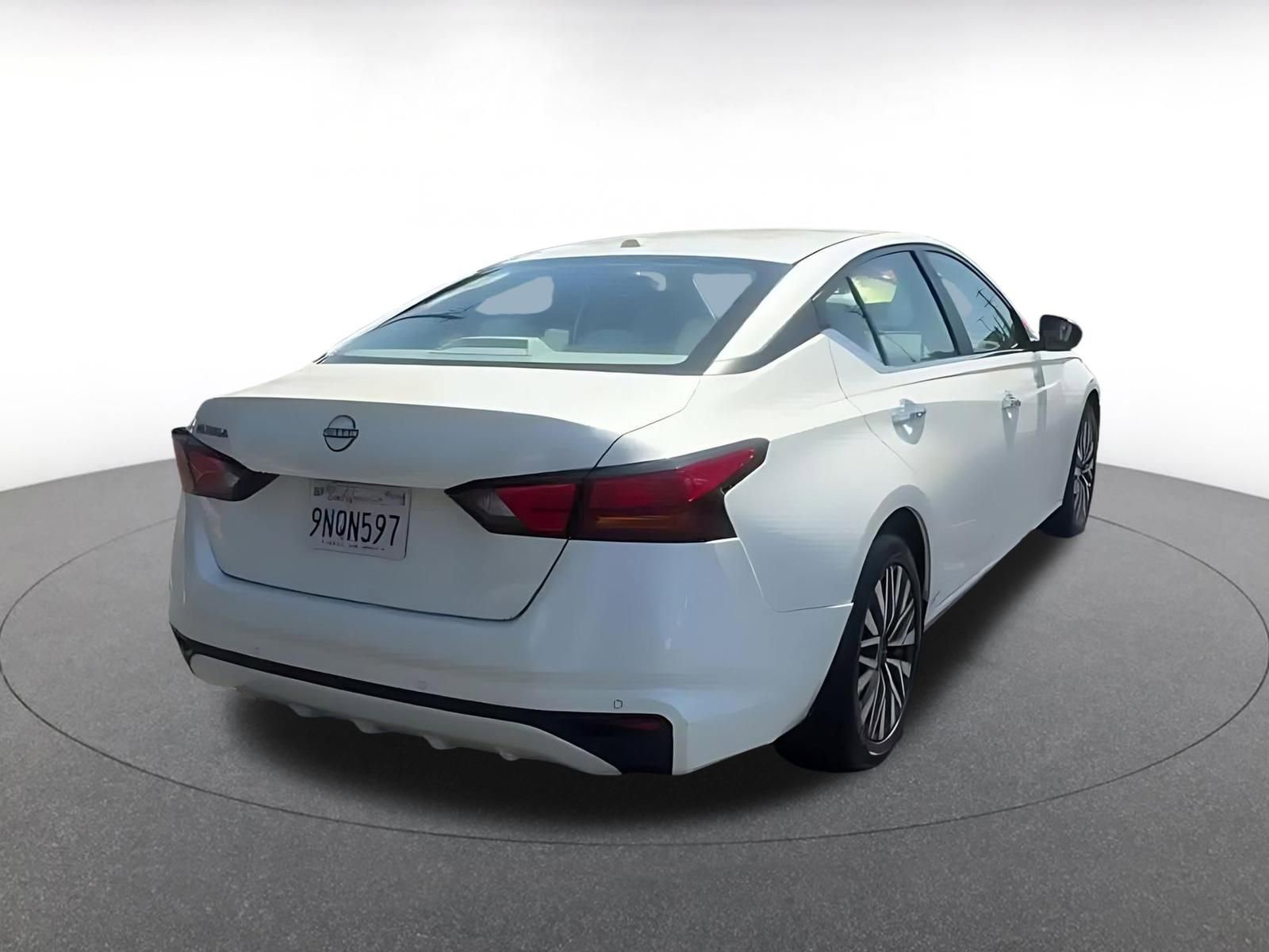 Thumbnail: 2025 Nissan Altima - 14