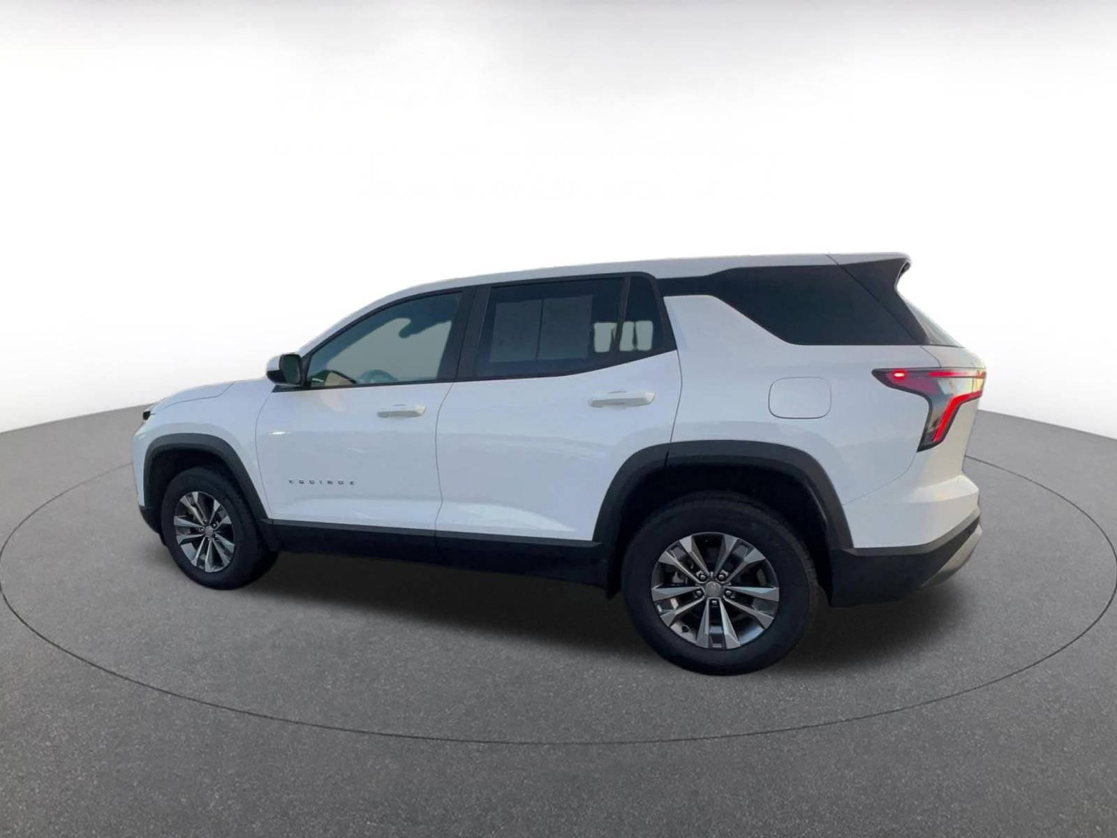 Thumbnail: 2025 Chevrolet Equinox - 10