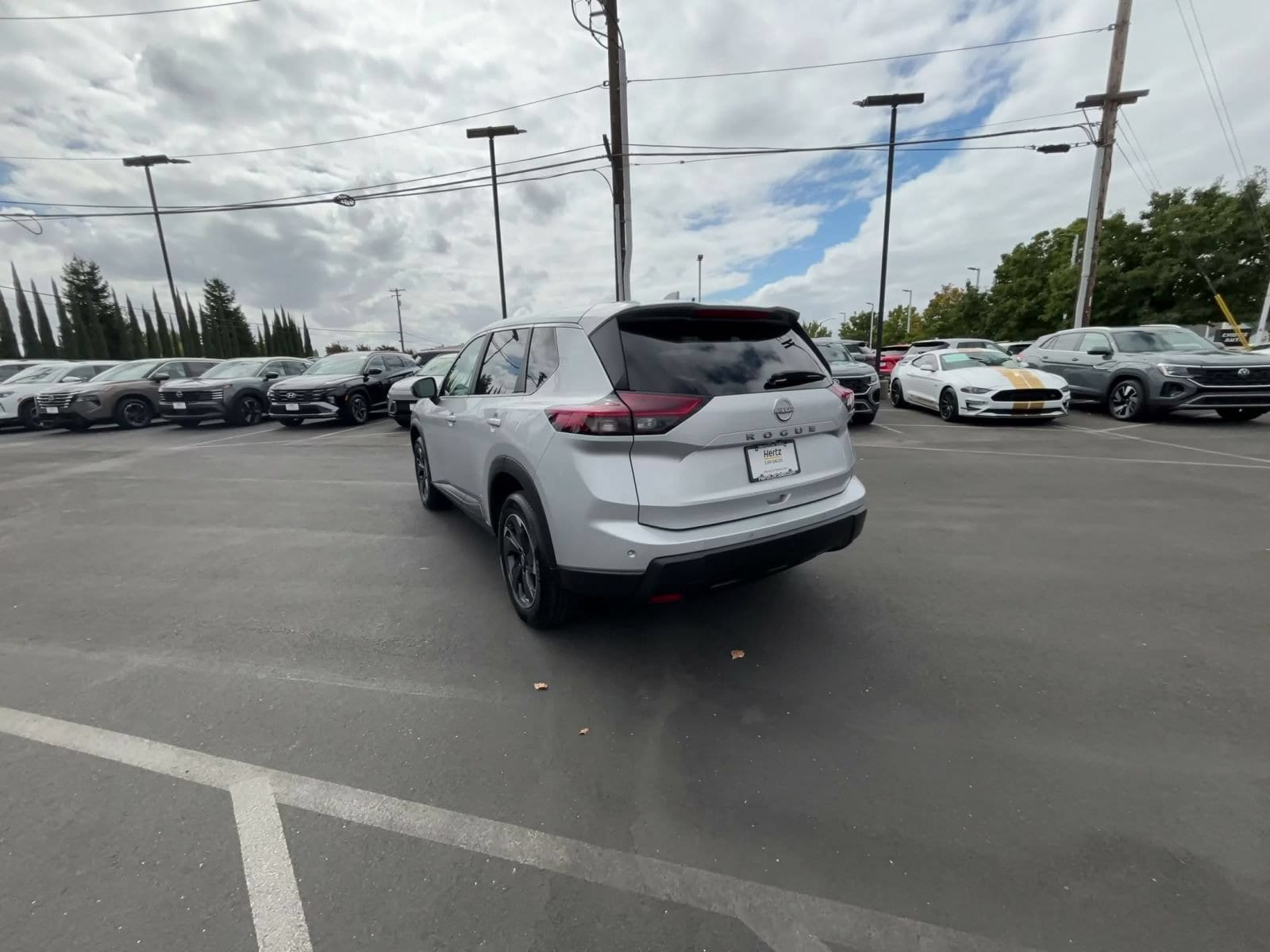 Thumbnail: 2025 Nissan Rogue - 10