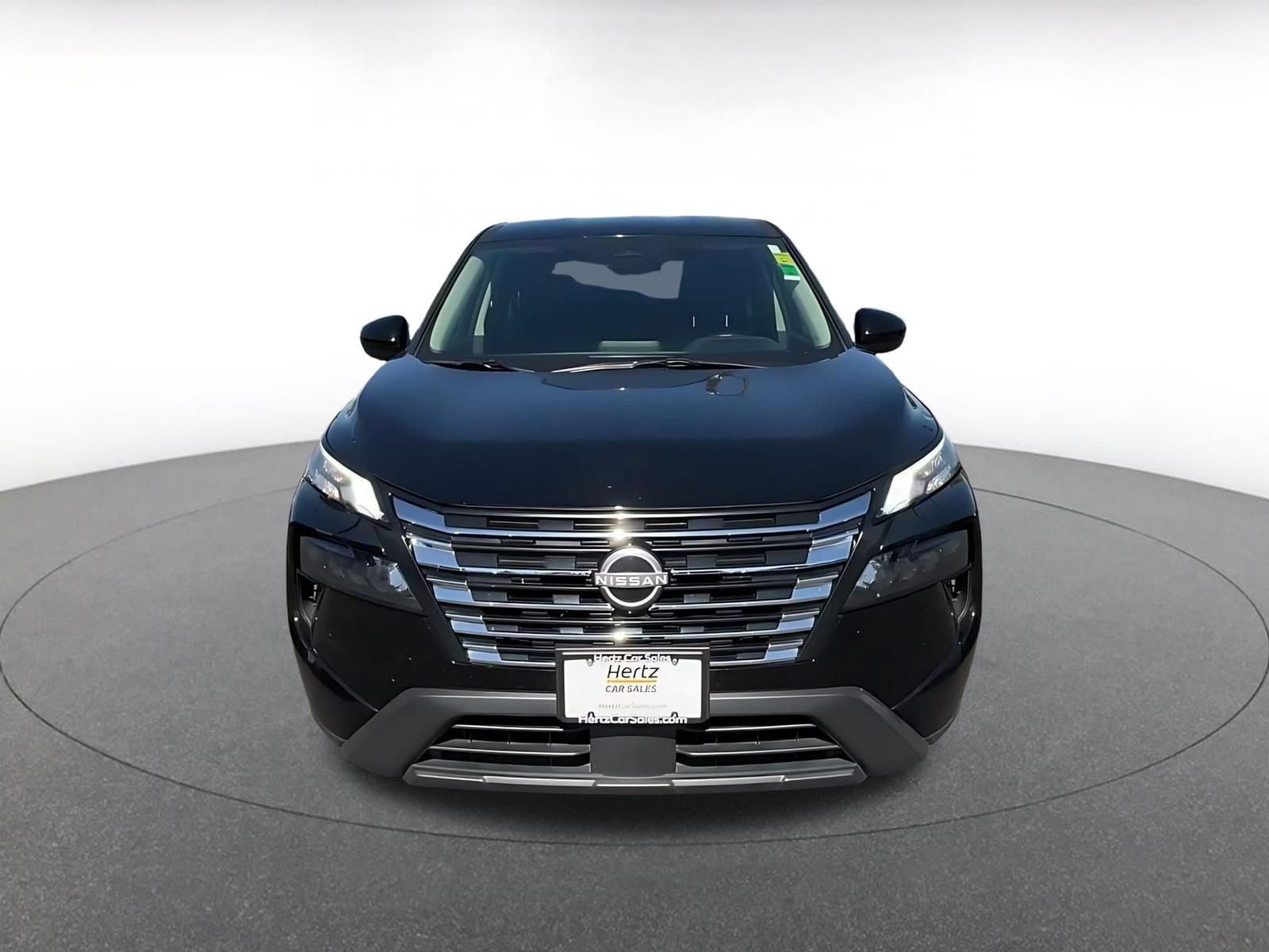 Thumbnail: 2025 Nissan Rogue - 4