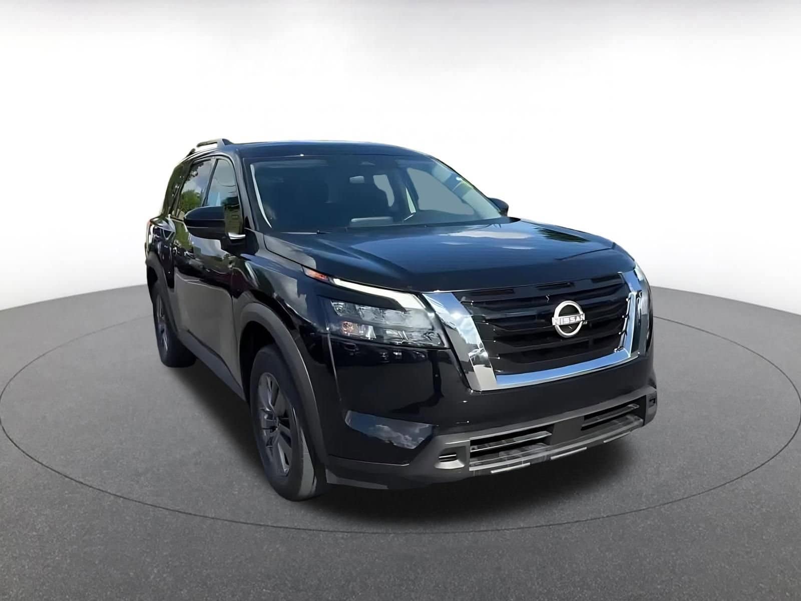 Thumbnail: 2025 Nissan Pathfinder - 3