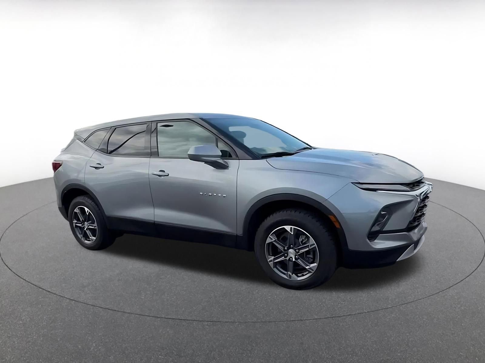 Thumbnail: 2025 Chevrolet Blazer - 2
