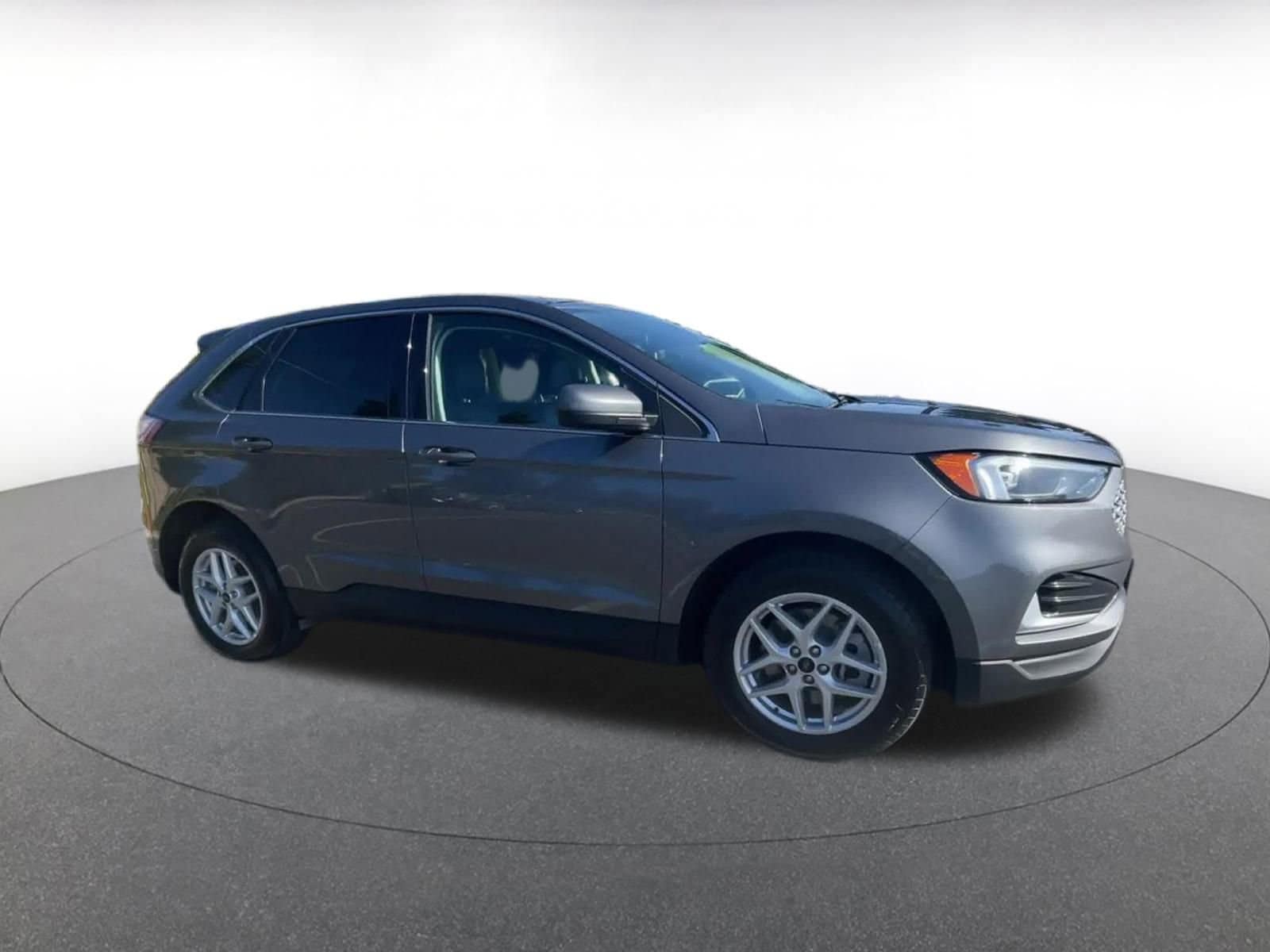 Thumbnail: 2024 Ford Edge - 2
