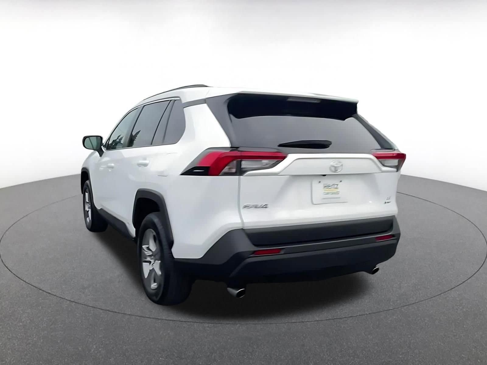 Thumbnail: 2025 Toyota RAV4 - 11