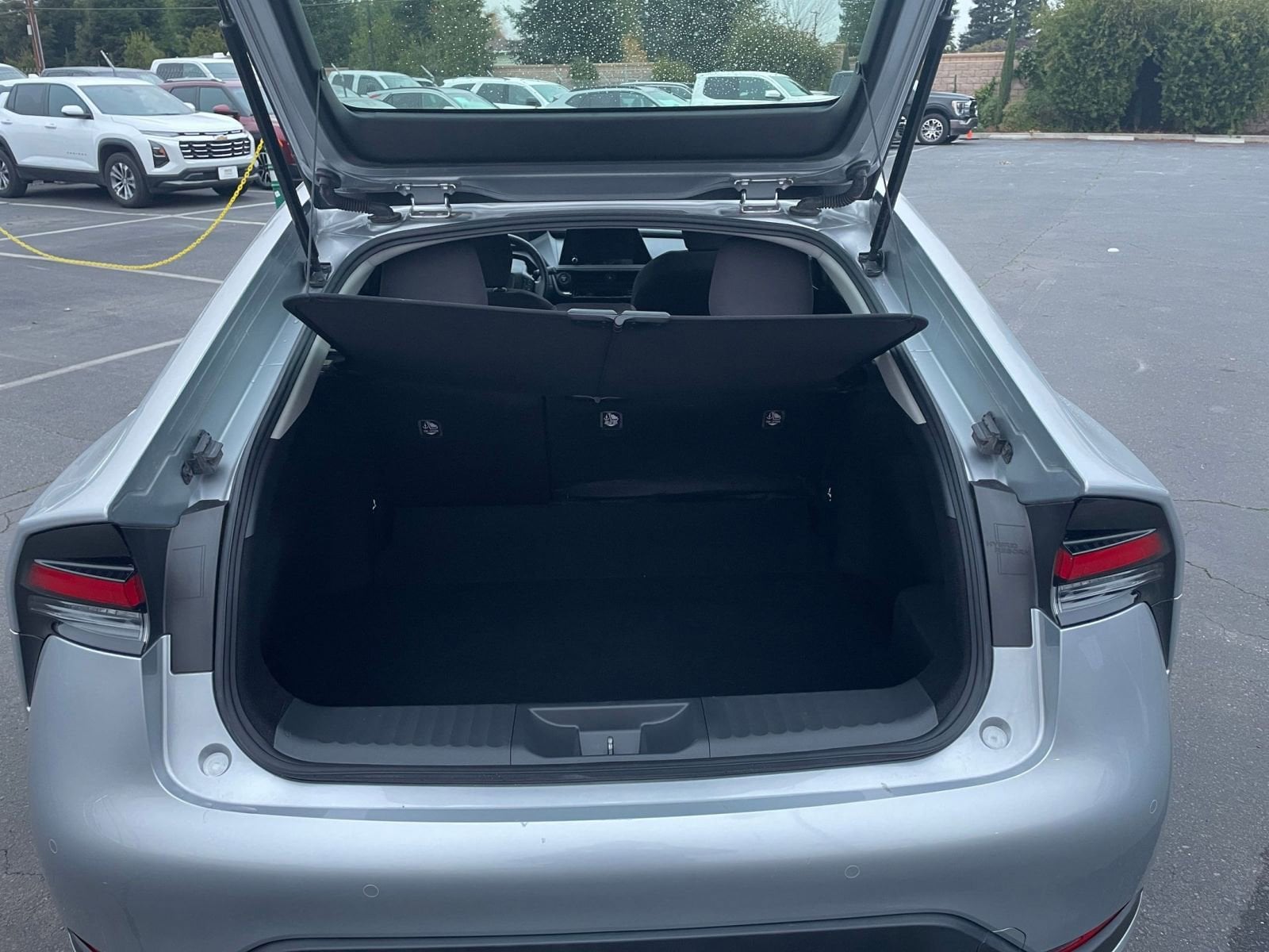 Thumbnail: 2025 Toyota Prius - 31