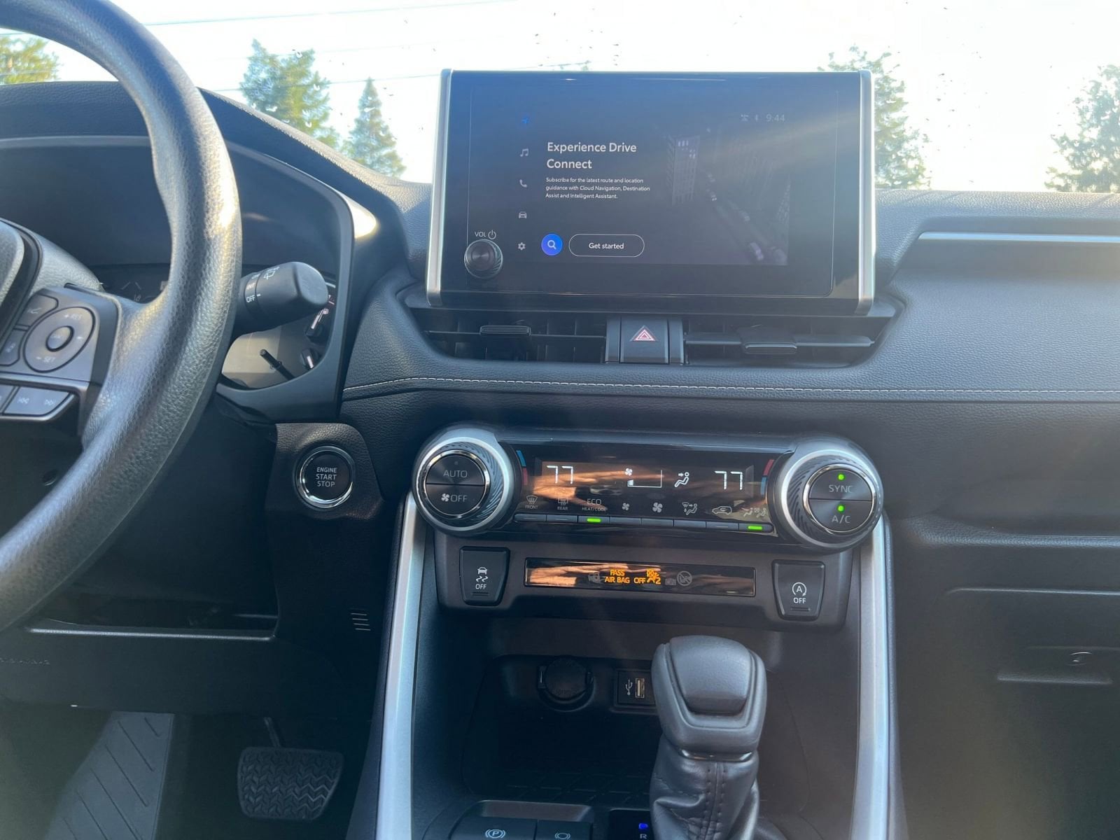 Thumbnail: 2025 Toyota RAV4 - 18