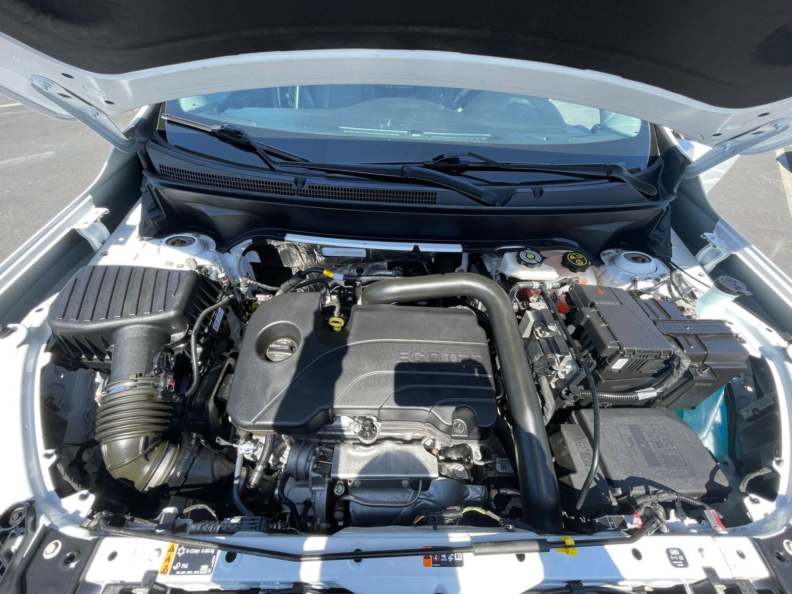 Thumbnail: 2023 GMC Terrain - 31