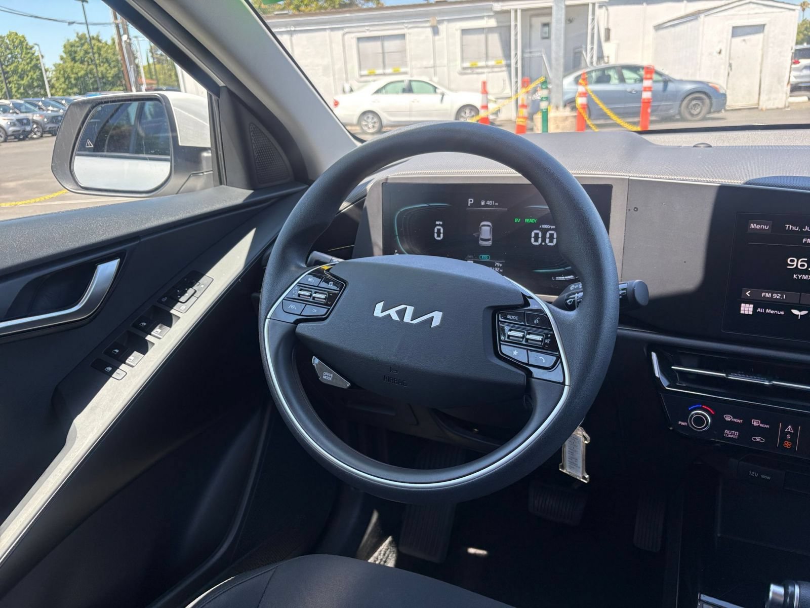 Thumbnail: 2026 Kia Niro - 32
