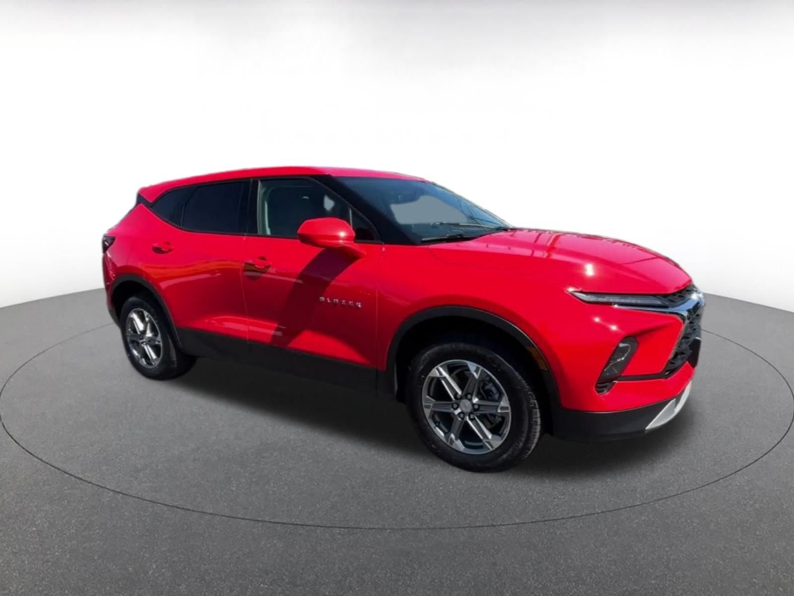 Thumbnail: 2025 Chevrolet Blazer - 2