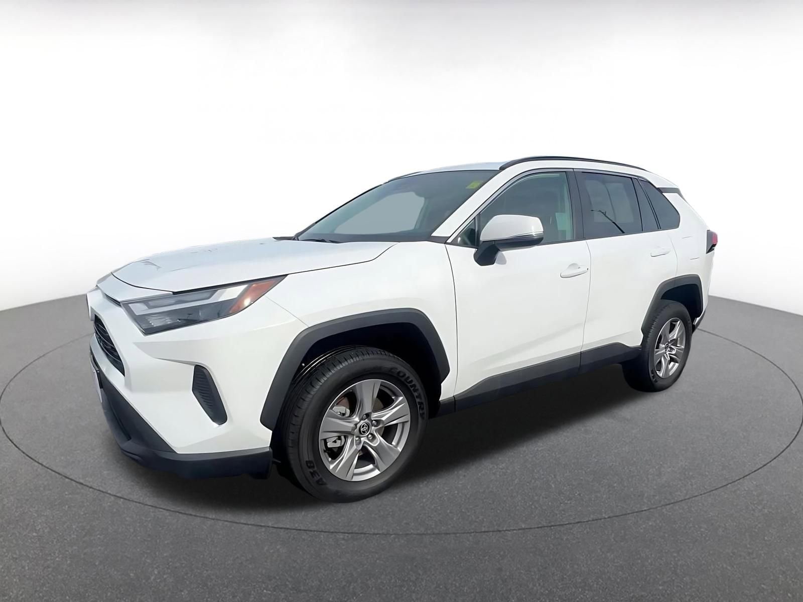 Thumbnail: 2025 Toyota RAV4 - 8