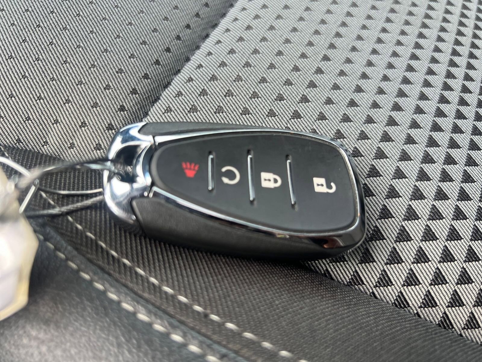 Thumbnail: 2025 Chevrolet Trax - 22