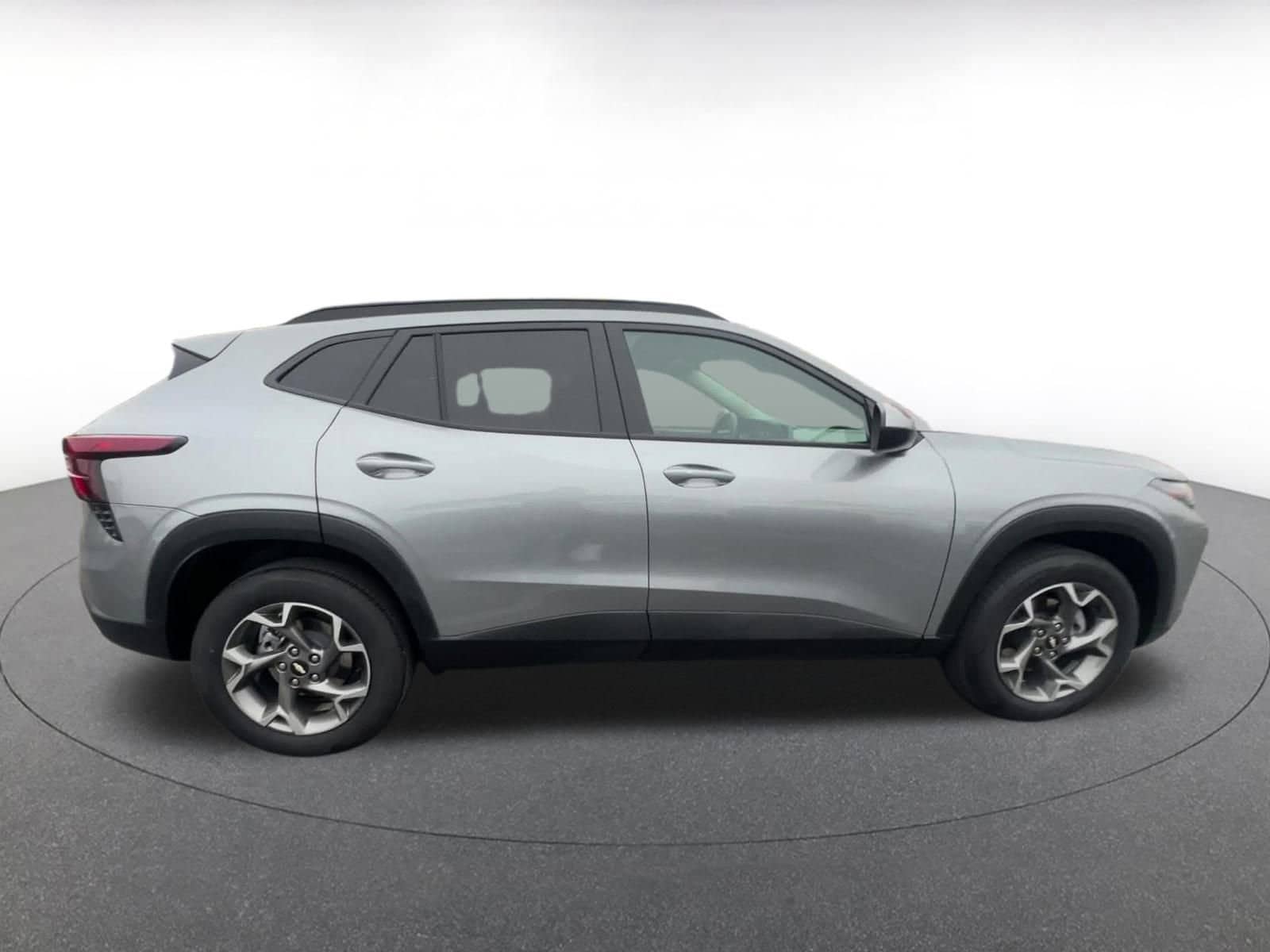 Thumbnail: 2025 Chevrolet Trax - 16