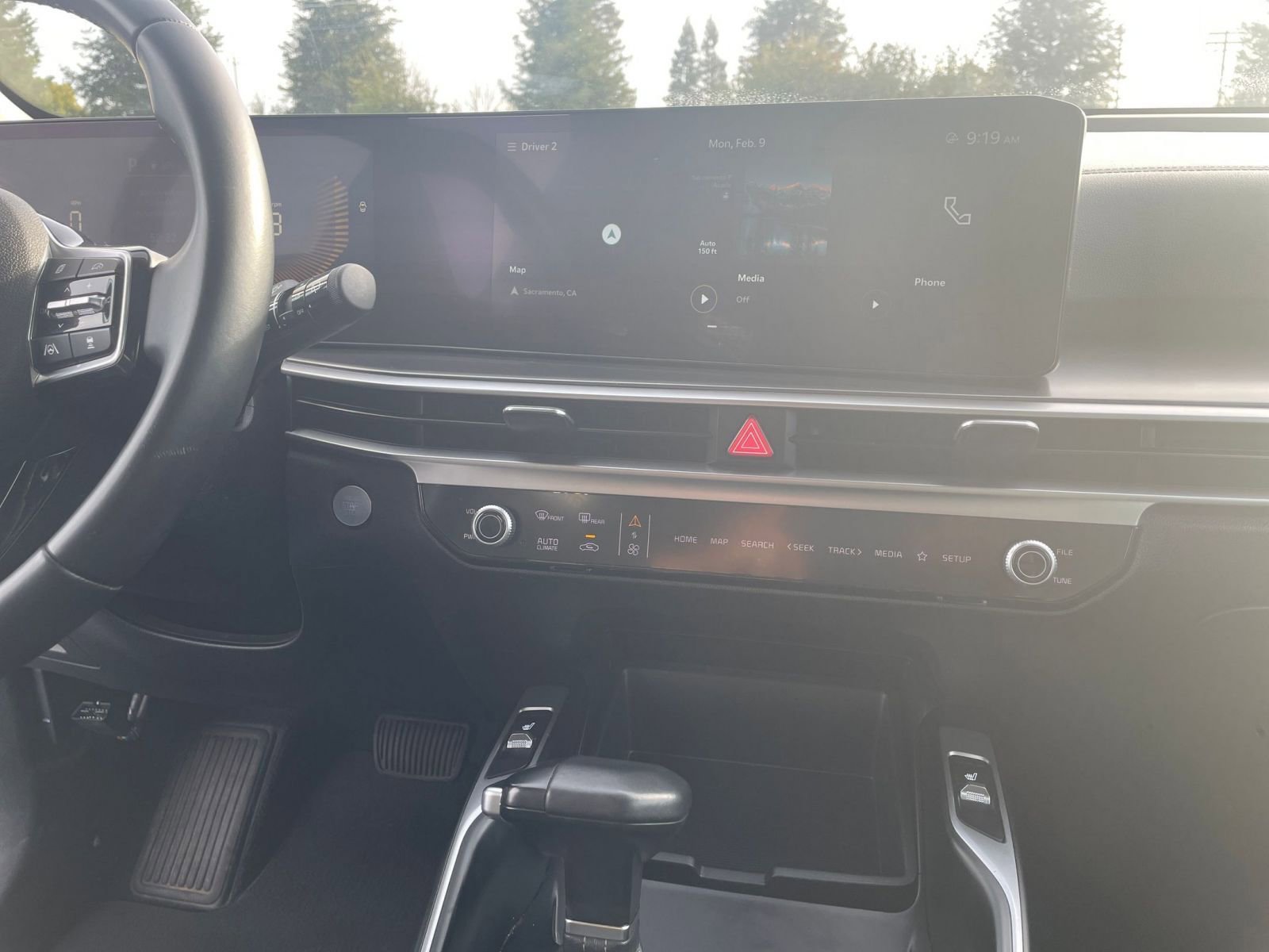 Thumbnail: 2024 Kia Sorento - 17