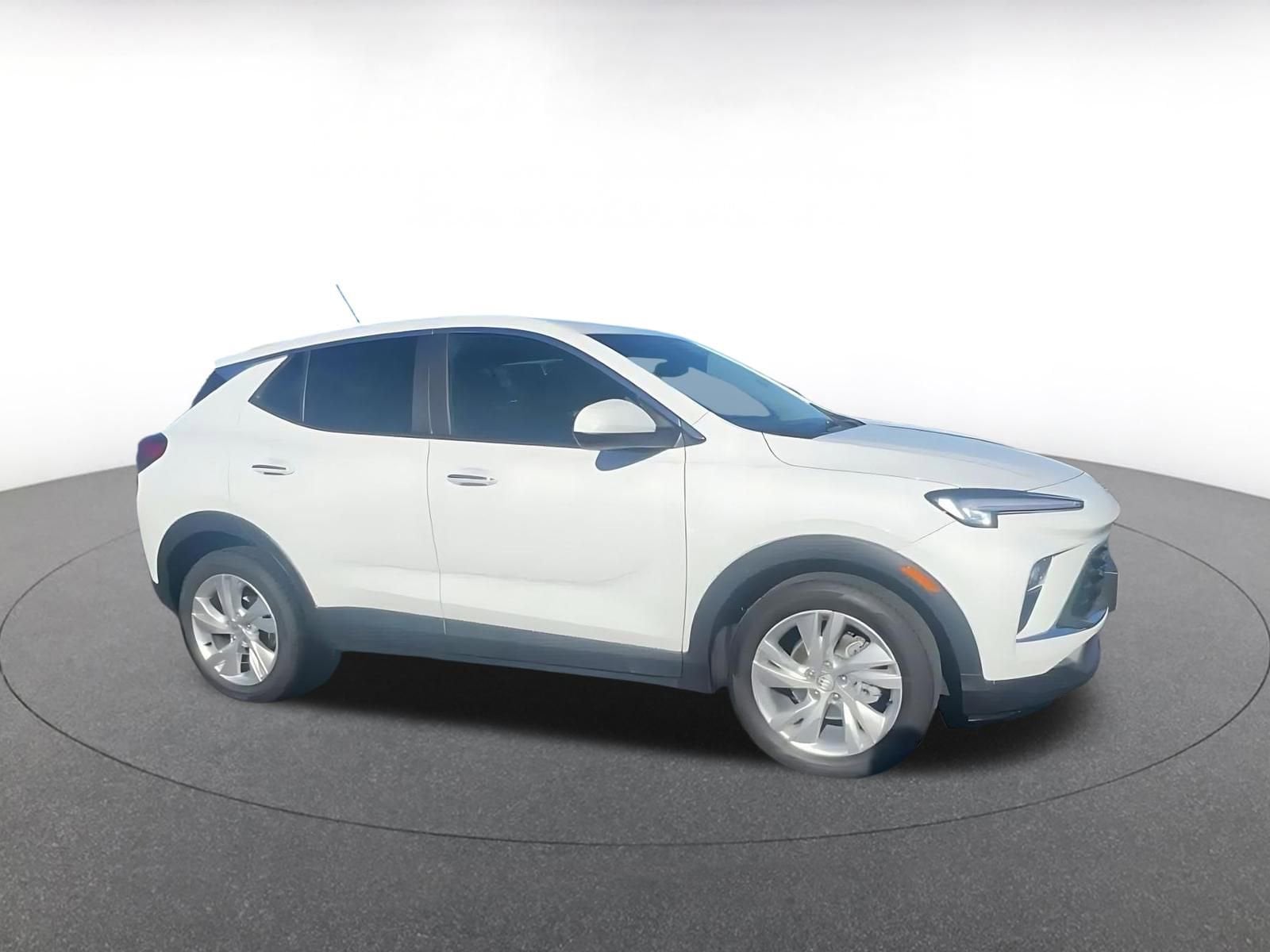 Thumbnail: 2025 Buick Encore GX - 2