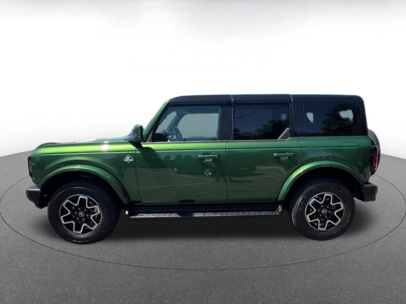 Thumbnail: 2025 Ford Bronco - 9