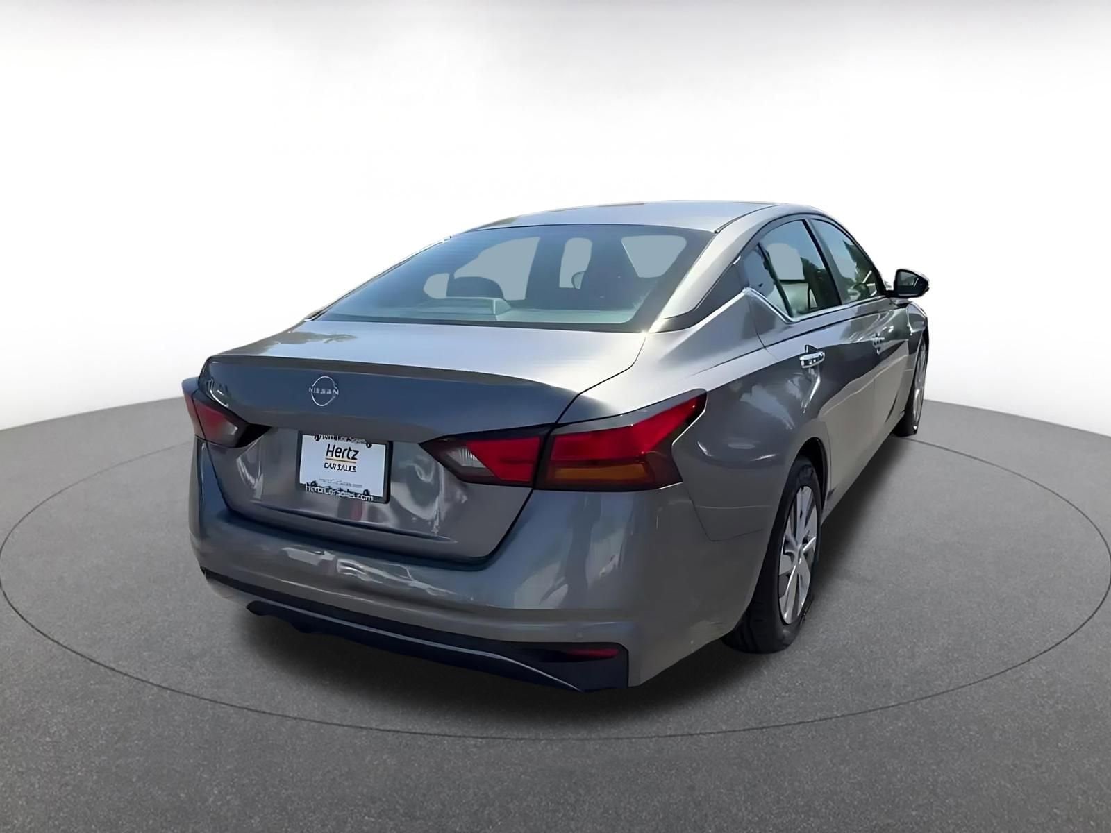 Thumbnail: 2023 Nissan Altima - 14