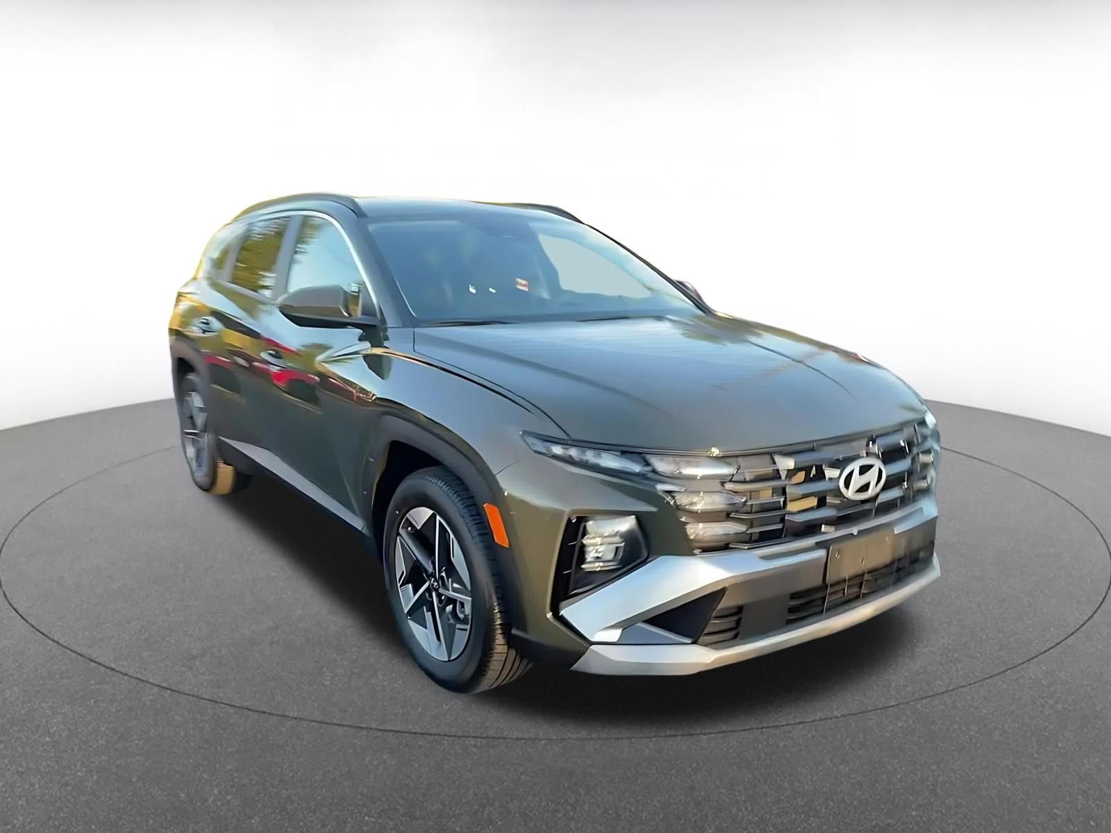 Thumbnail: 2025 Hyundai Tucson - 3