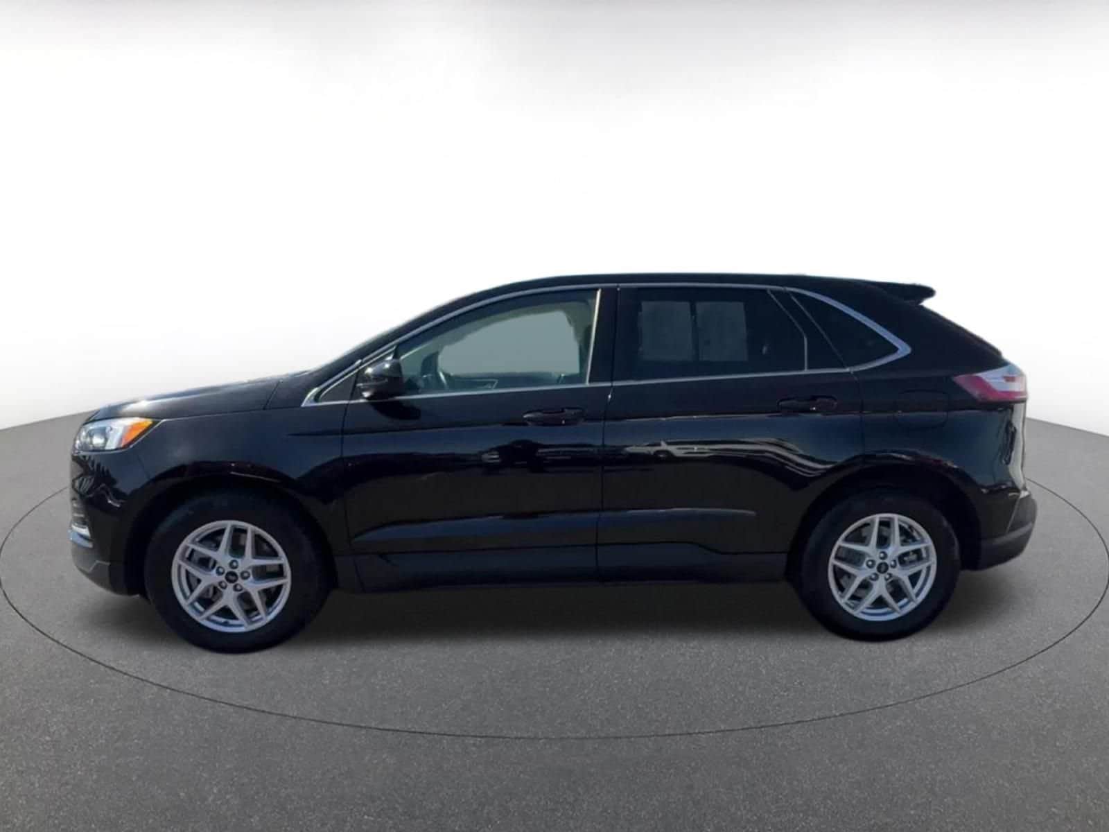 Thumbnail: 2024 Ford Edge - 9