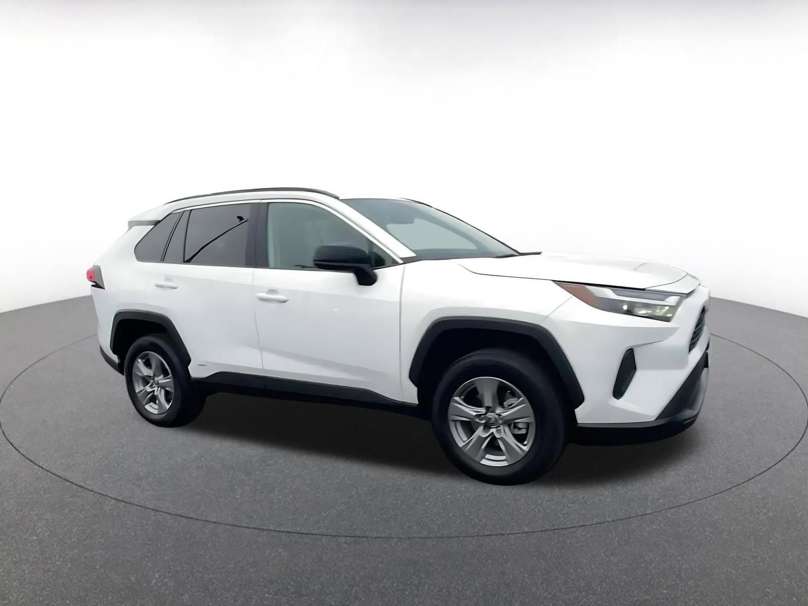 Thumbnail: 2025 Toyota RAV4 - 2