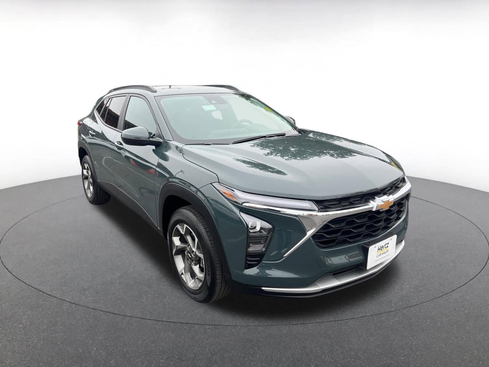 Thumbnail: 2025 Chevrolet Trax - 1