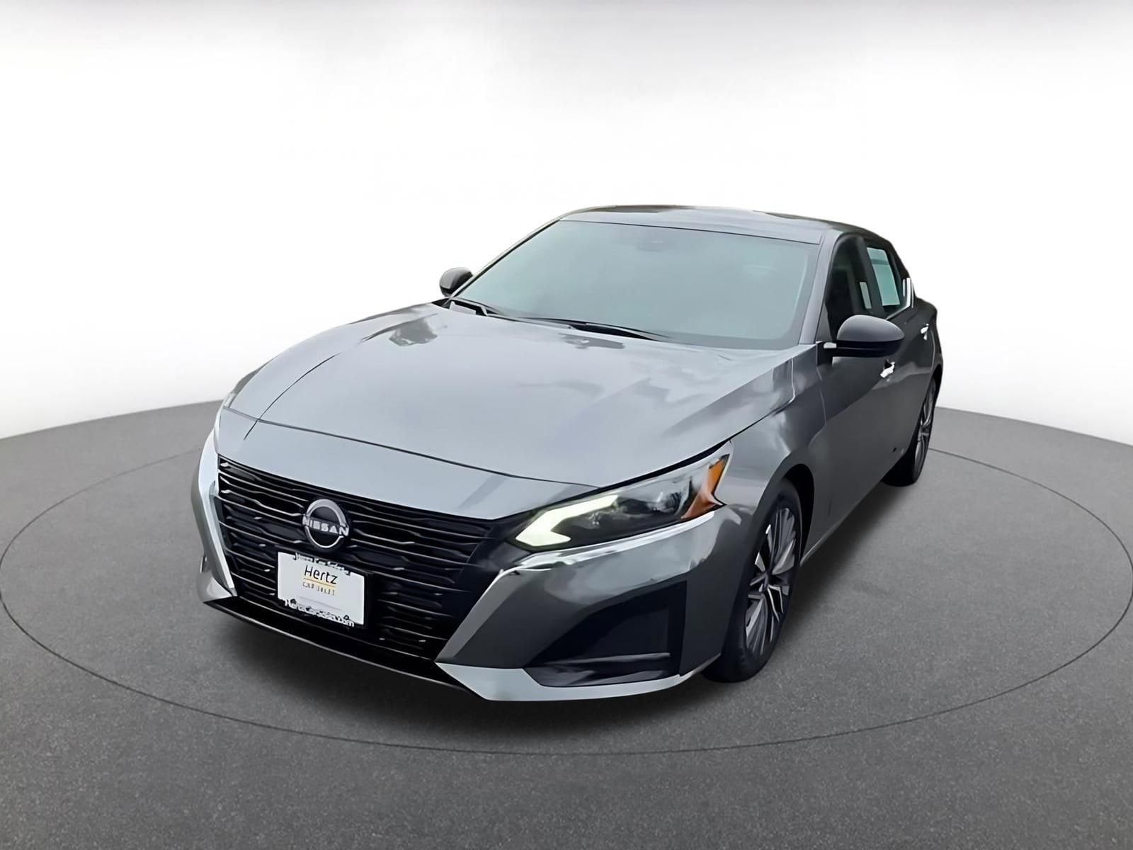 Thumbnail: 2025 Nissan Altima - 7