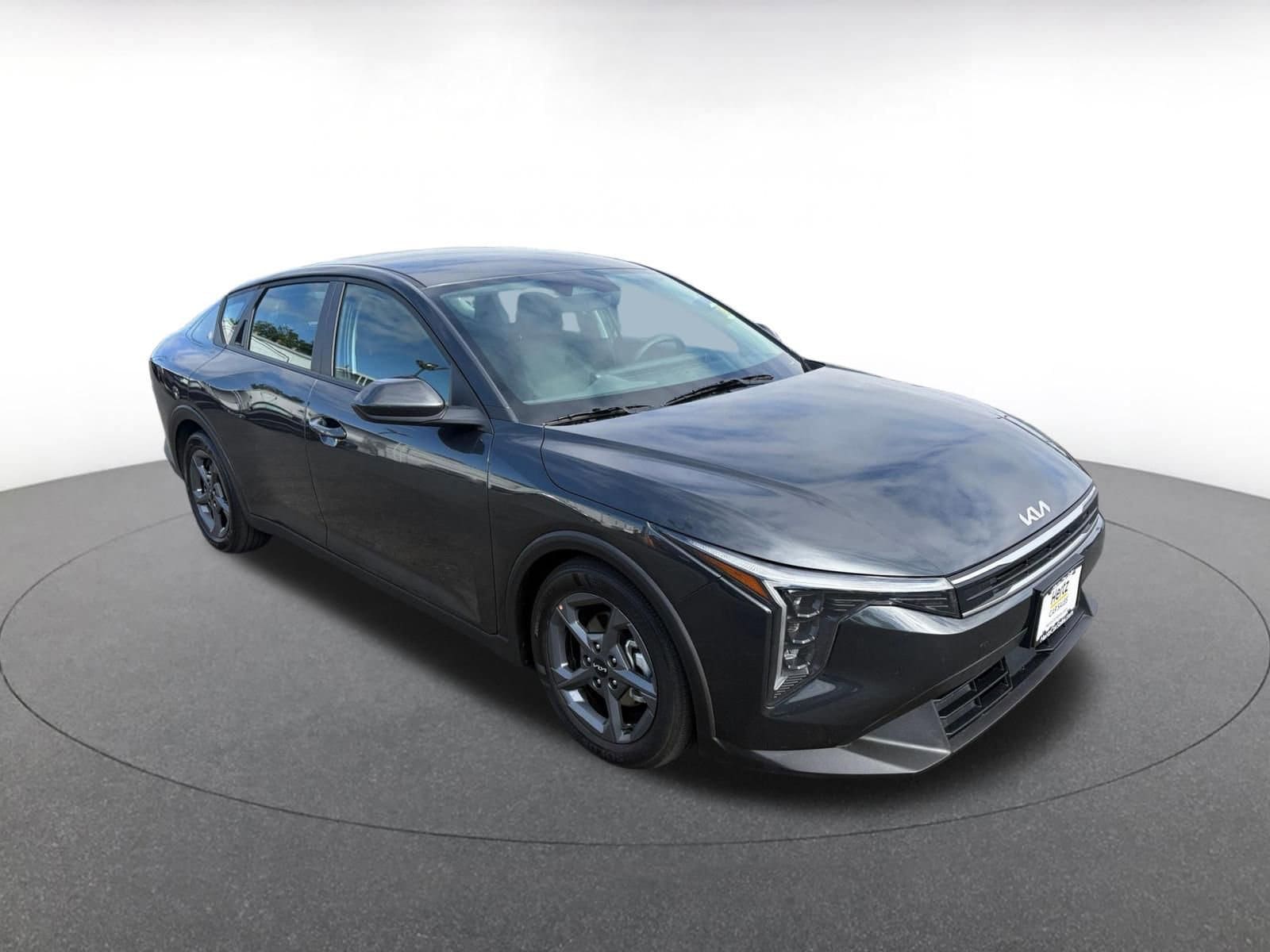 Thumbnail: 2025 Kia K4 - 1