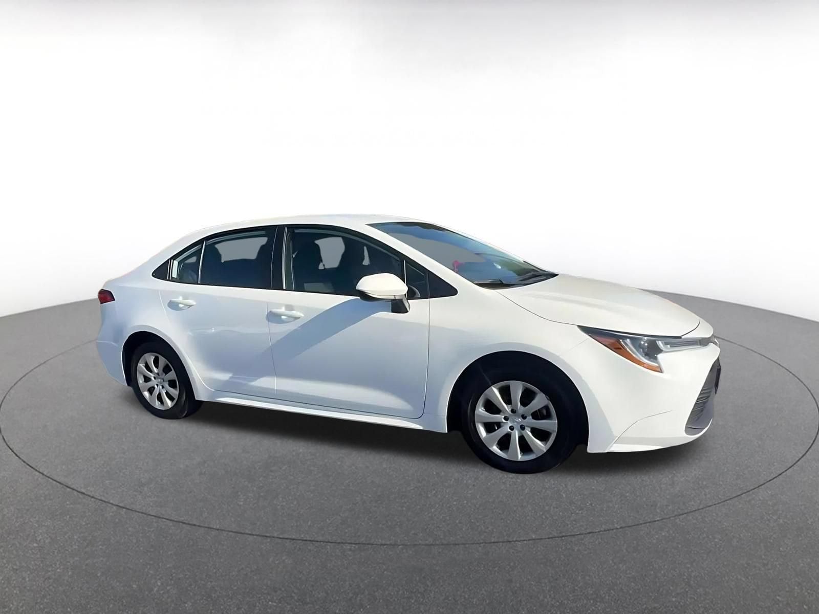 Thumbnail: 2025 Toyota Corolla - 2