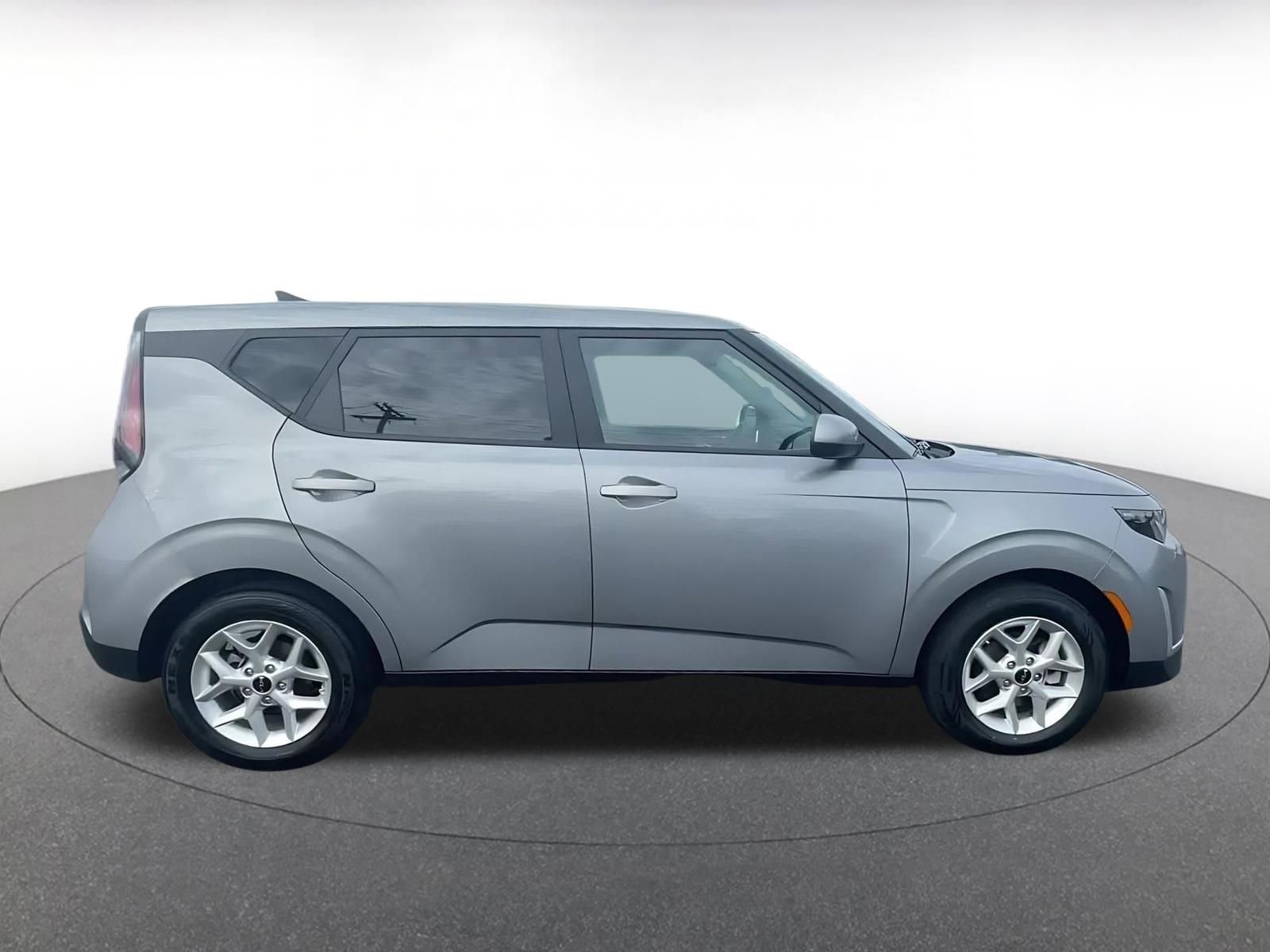 Thumbnail: 2025 Kia Soul - 16