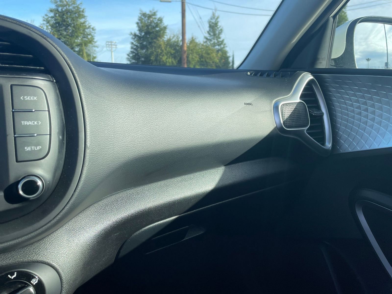 Thumbnail: 2025 Kia Soul - 30