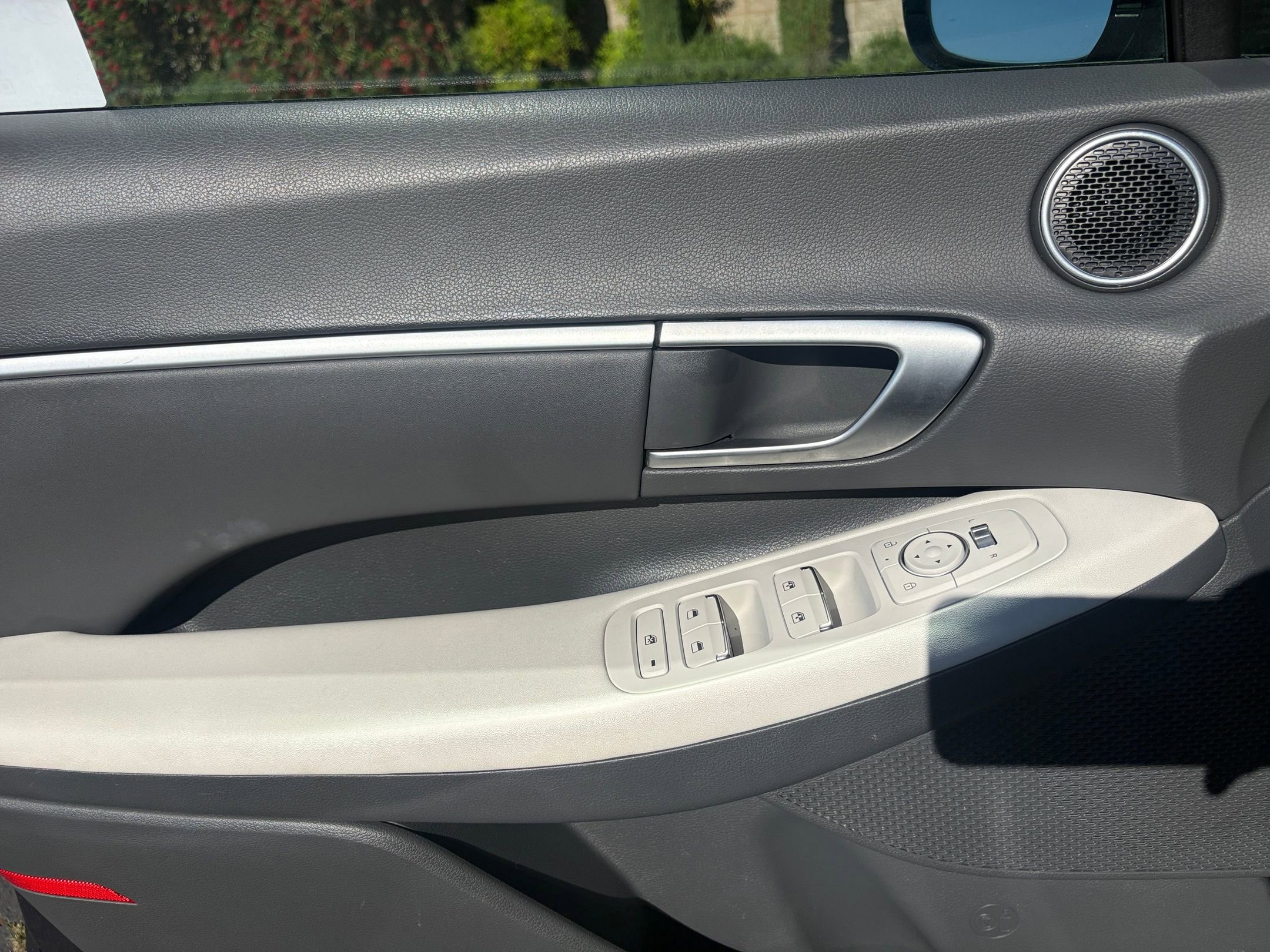 Thumbnail: 2025 Hyundai Sonata - 18